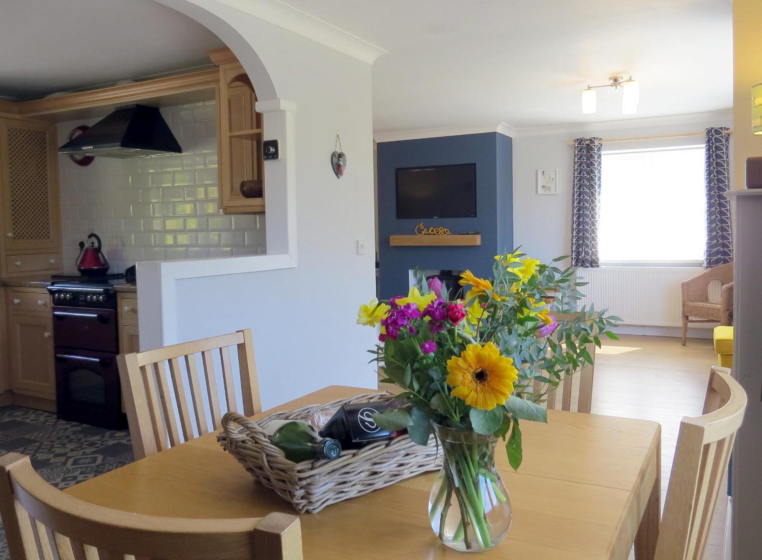 Two-Bedroom House photo 3