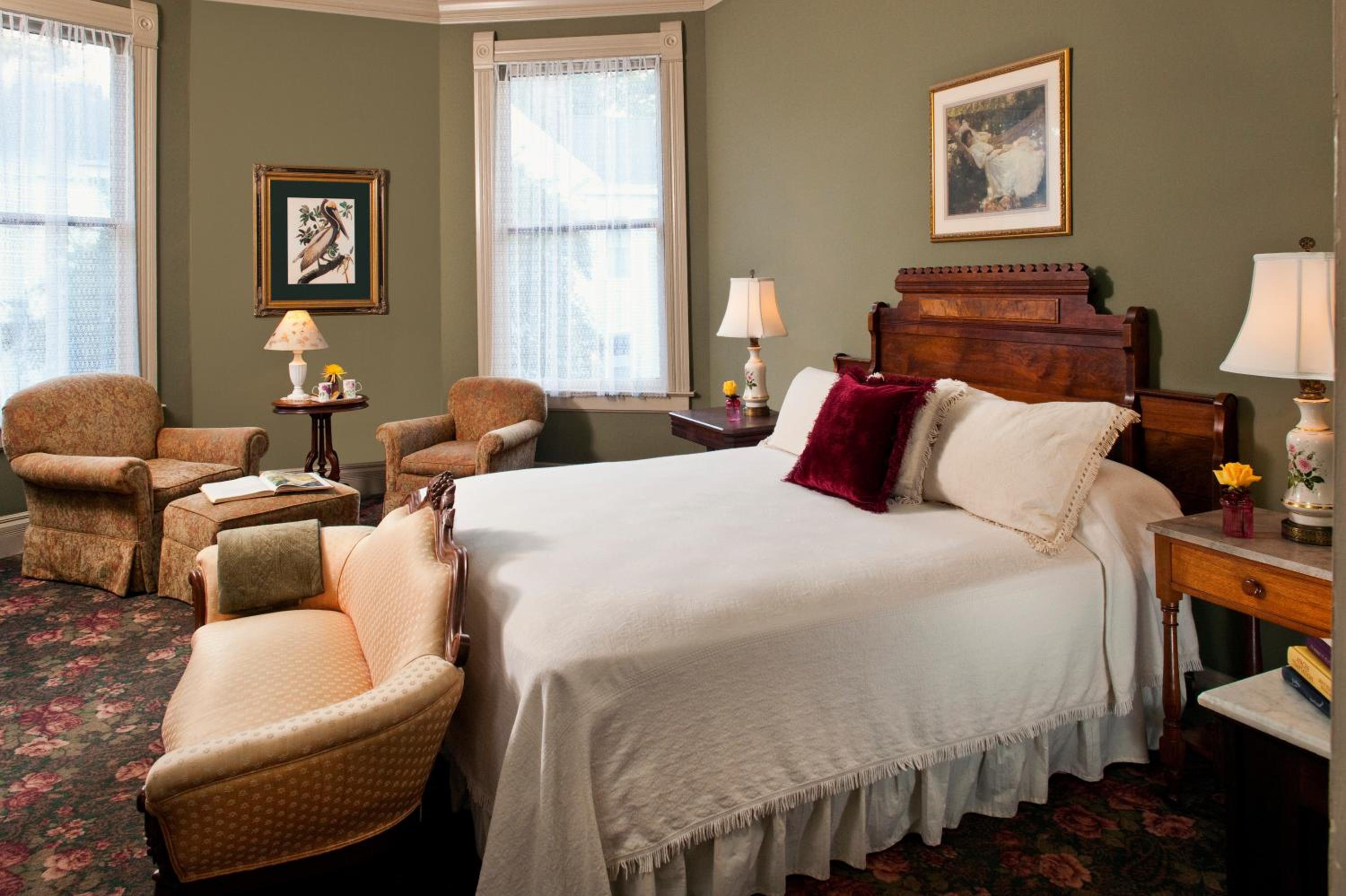 Two-Bedroom King Suite - Rose Suite photo 1