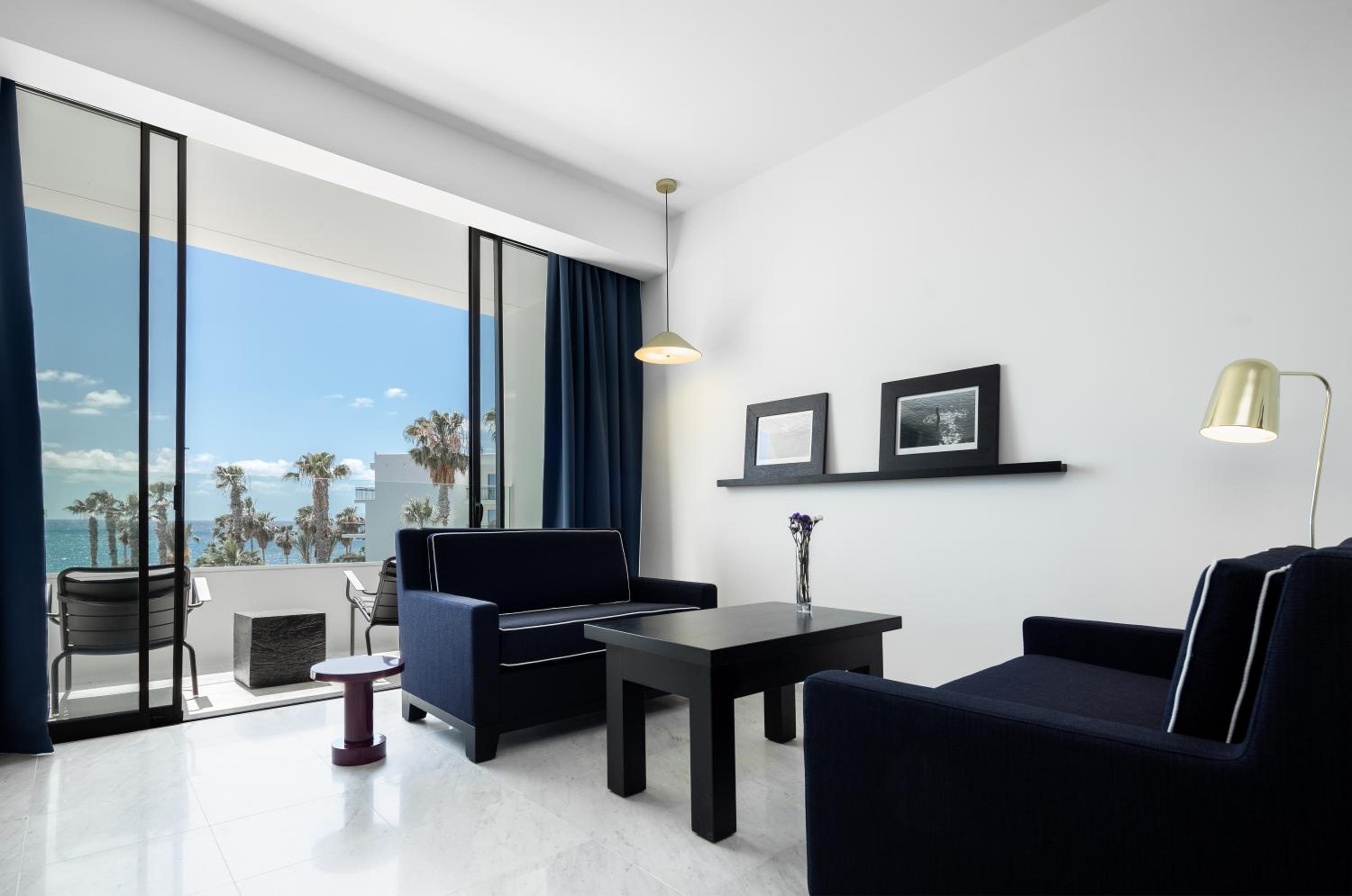 Deluxe Two Bedroom Sea View Suite