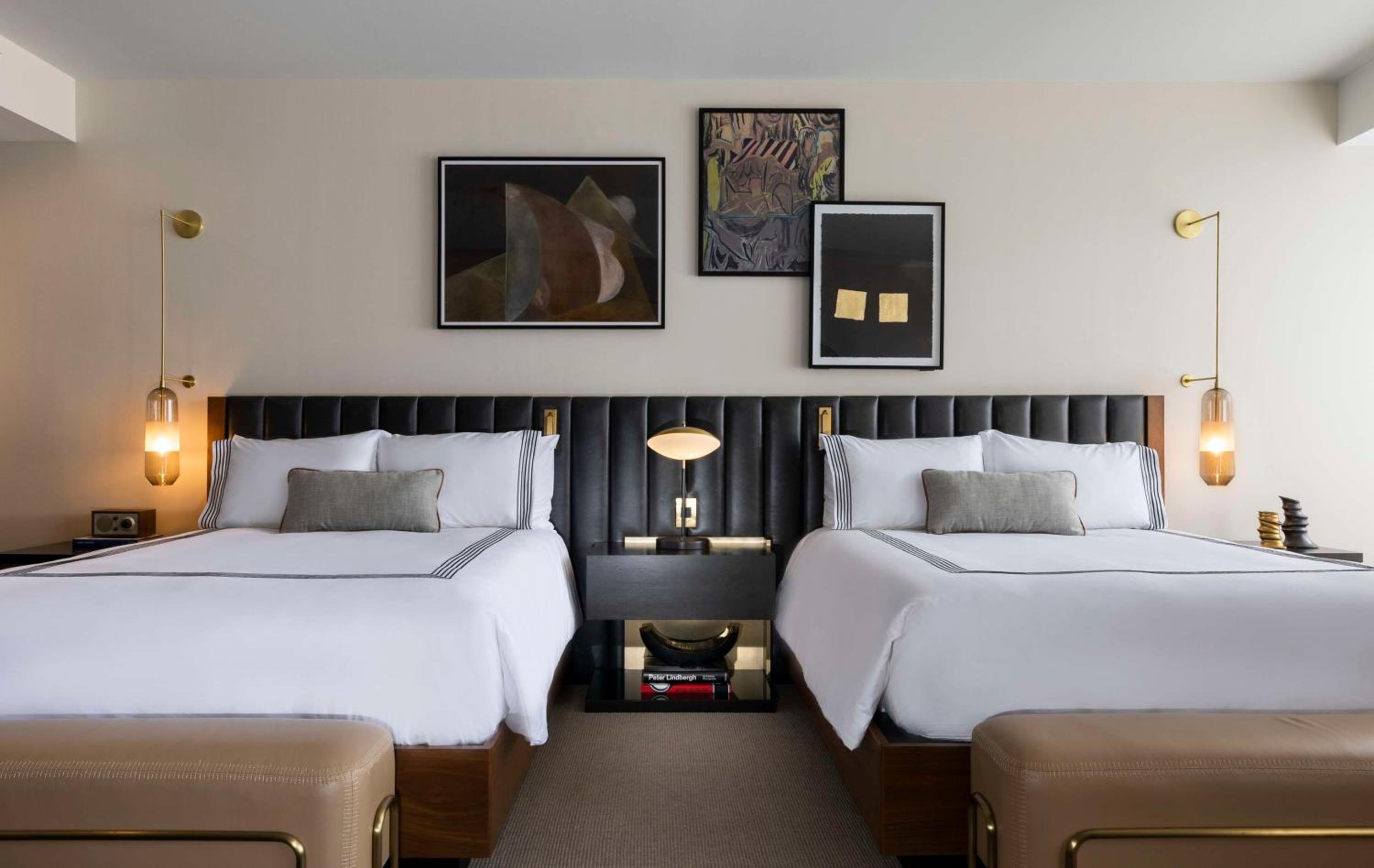 Queen Room with Two Queen Beds - Photo 3