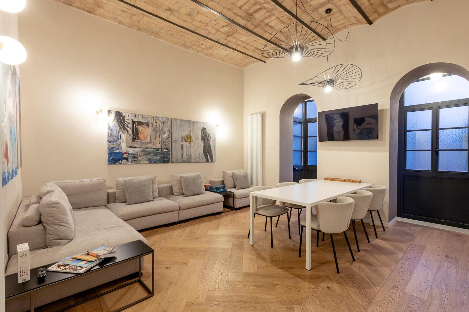 Colosseum Three-Bedroom Apartment with Terrace photo 1