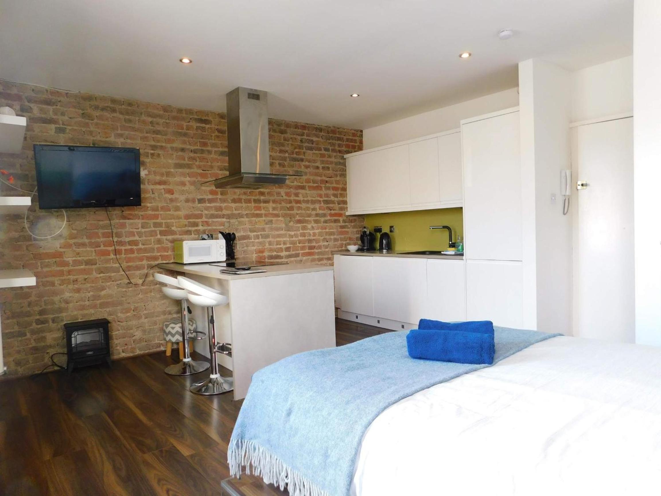 Apartment - Photo 10