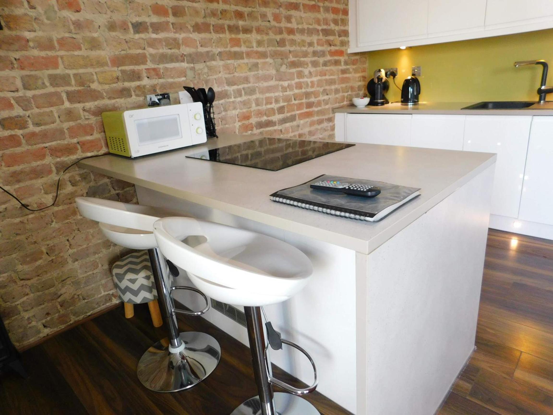 Apartment - Photo 11