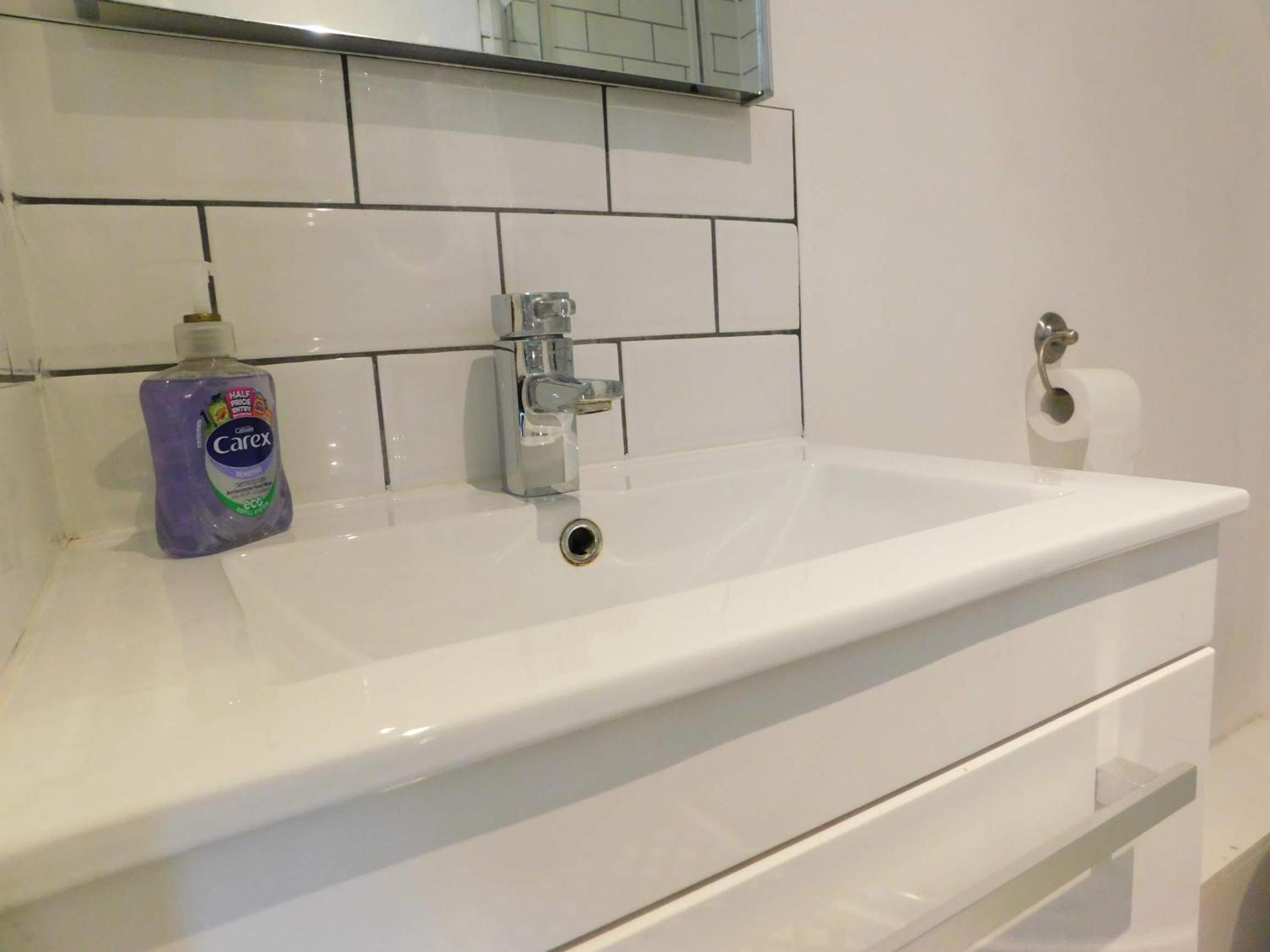 Apartment - Photo 16