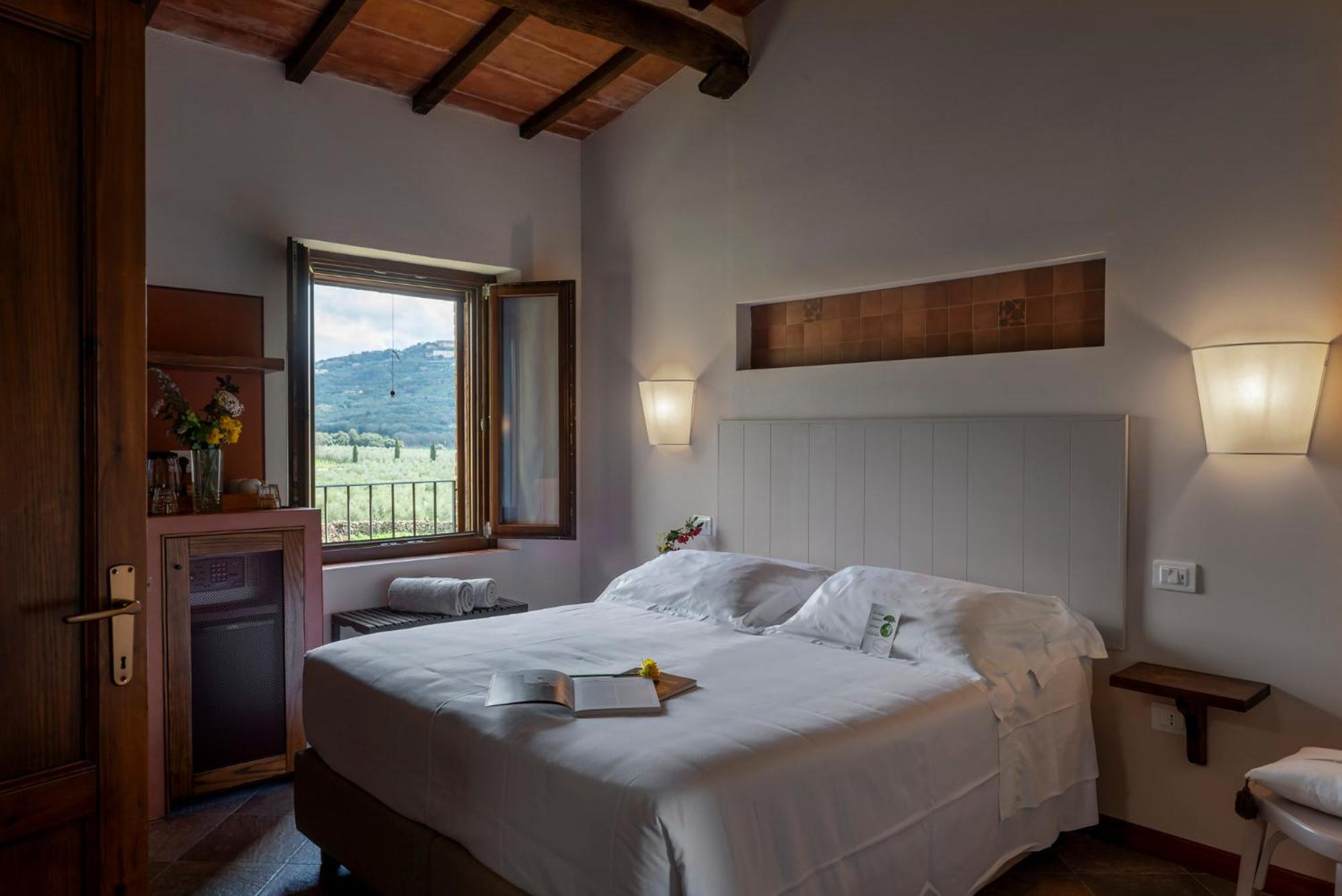 Superior Double or Twin Room - Photo 7
