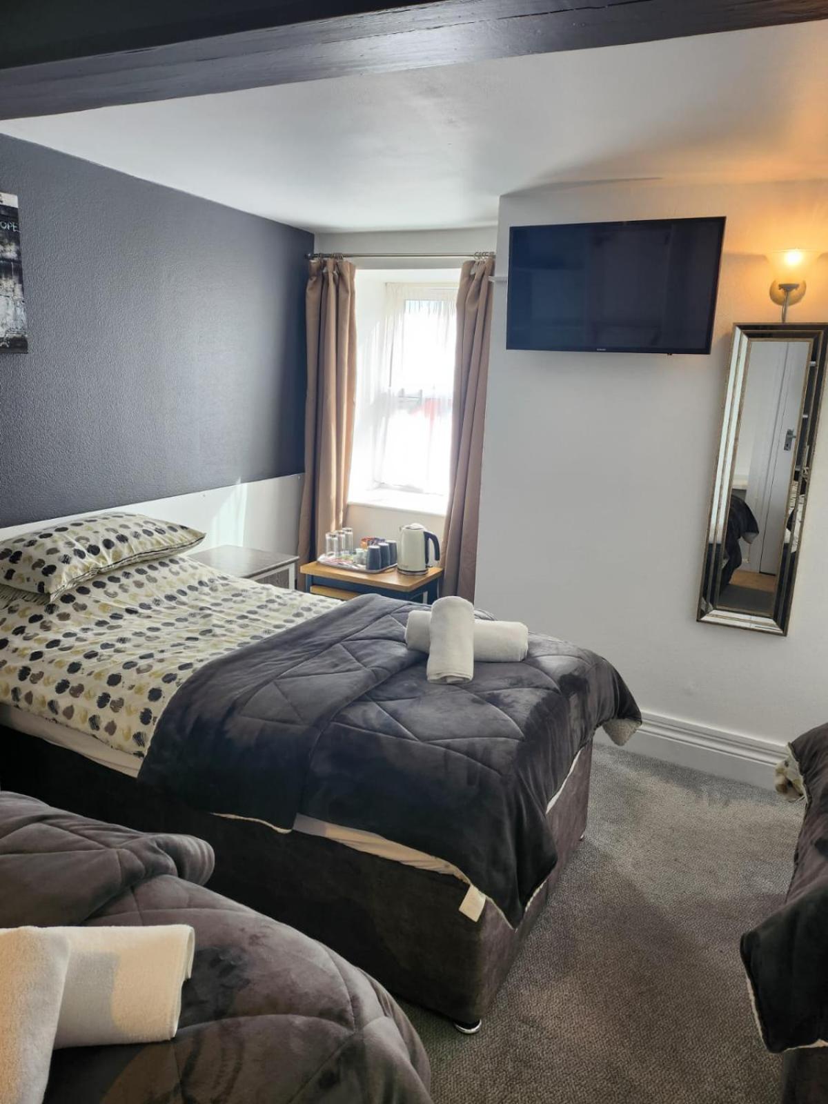 Triple Room - Ground Floor photo 2