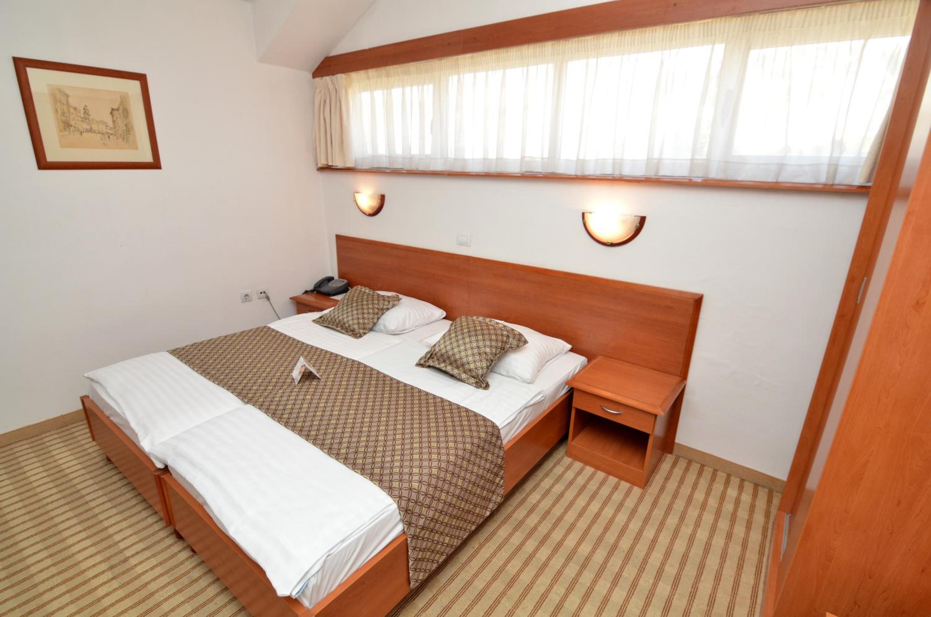 Comfort Twin Room - Photo 6