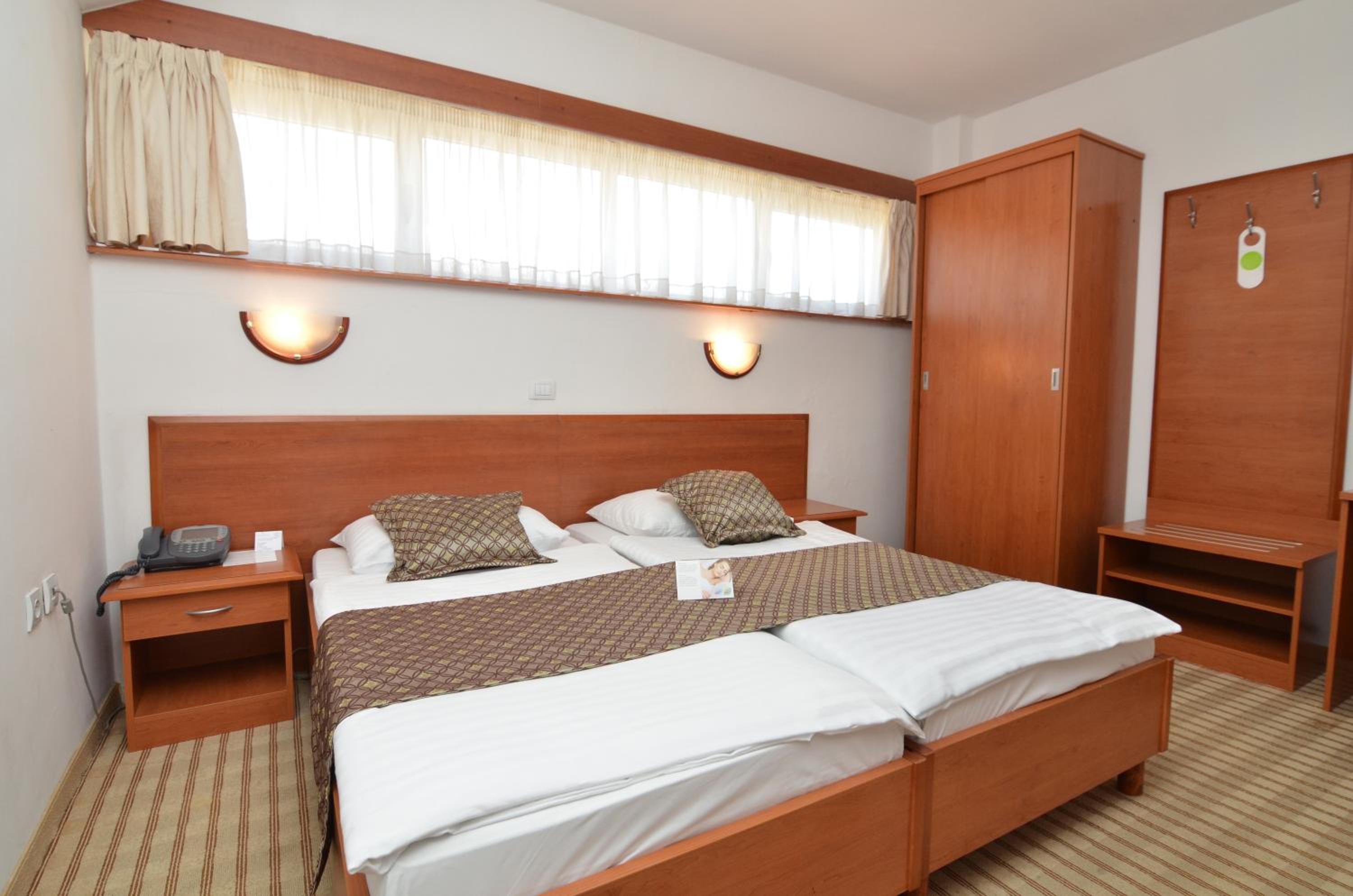 Comfort Twin Room - Photo 4