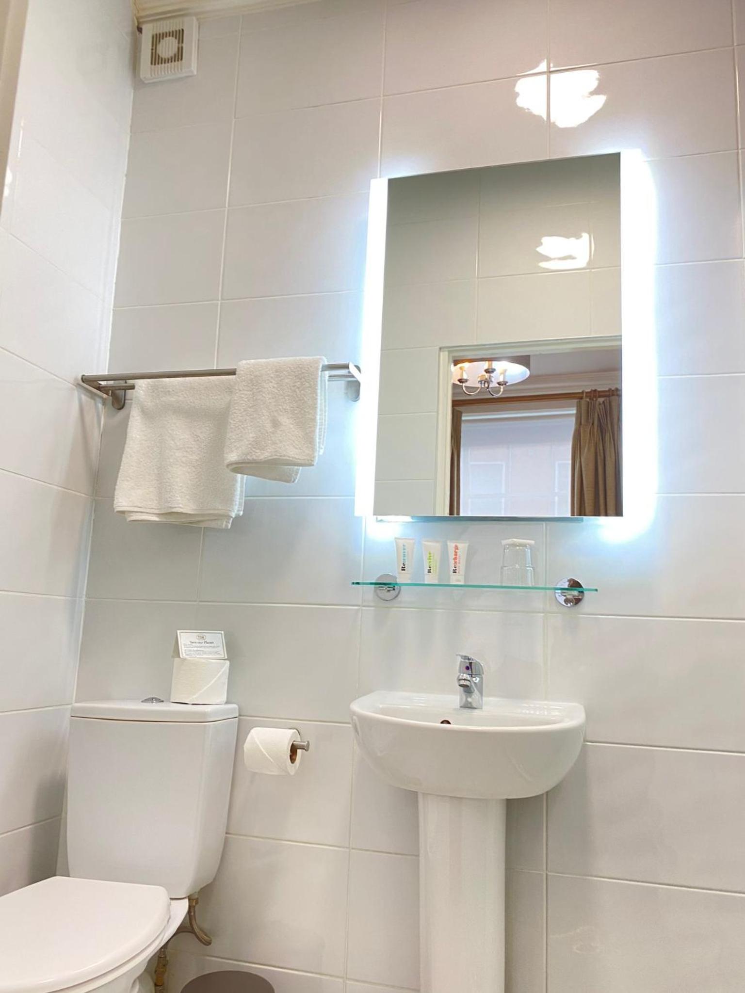 Standard Single Room photo 2