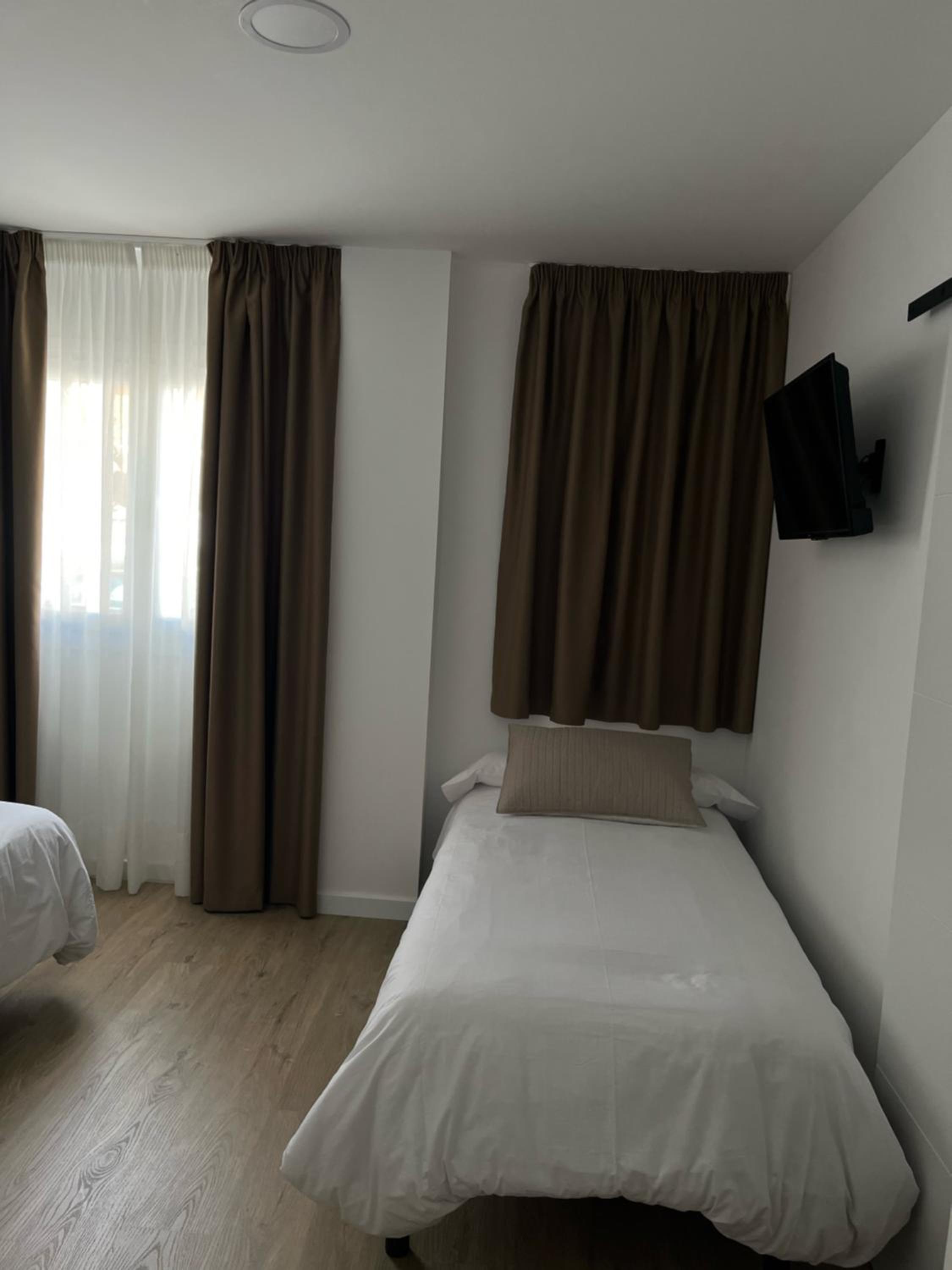 Triple Room - Disability Access photo 2