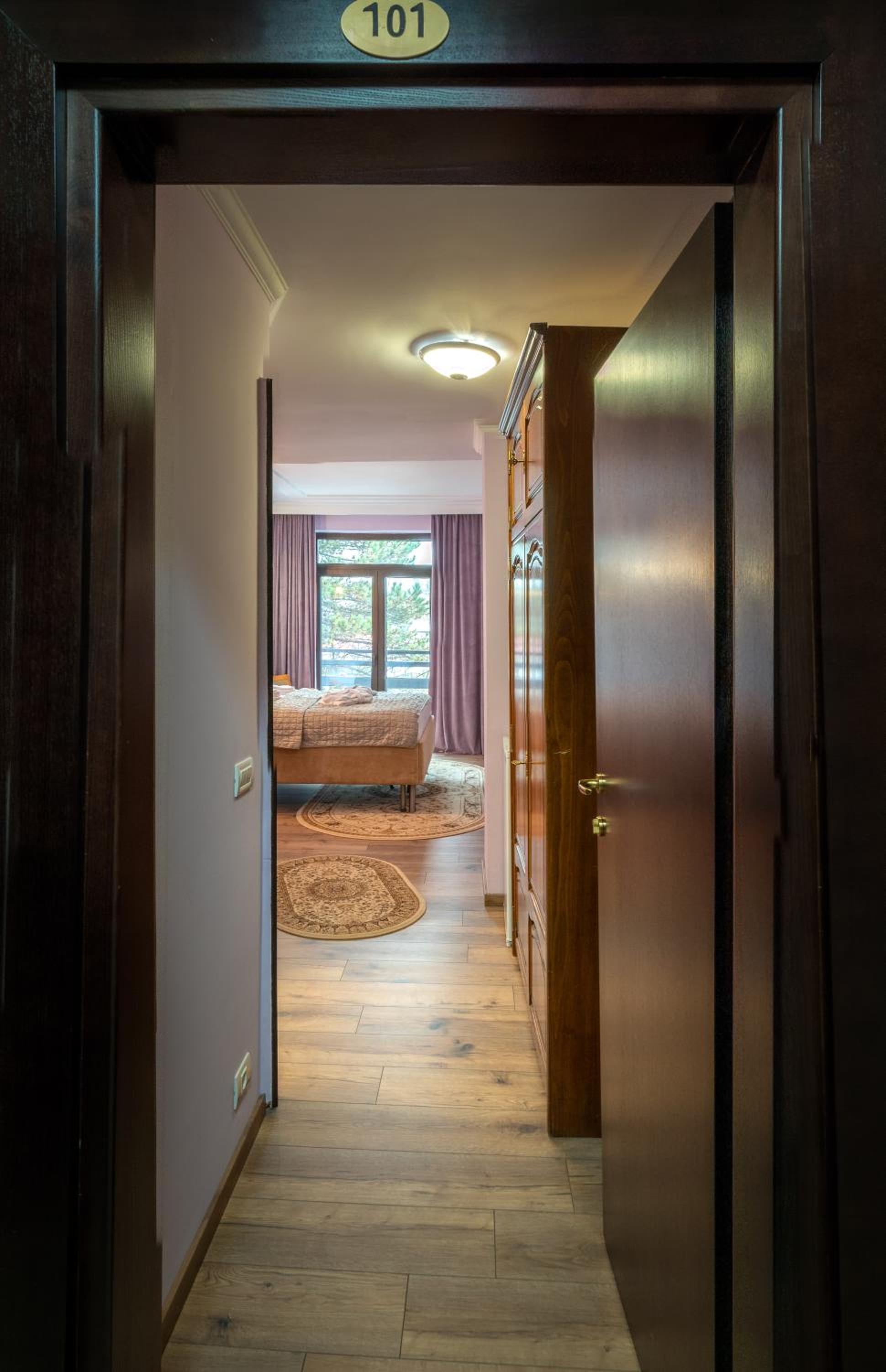 Deluxe Double Room photo 1
