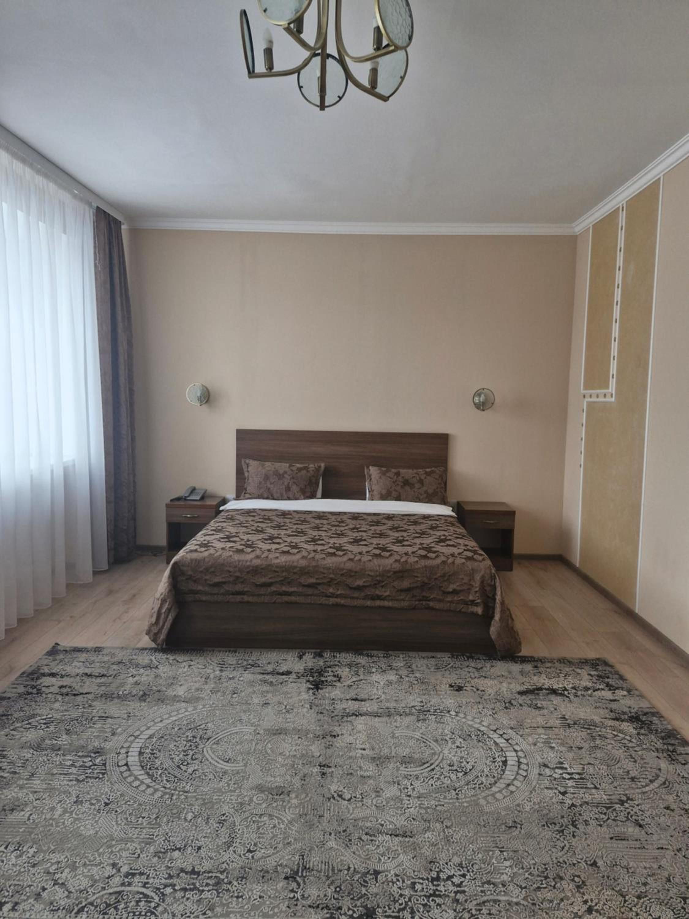 Standard King Room photo 1