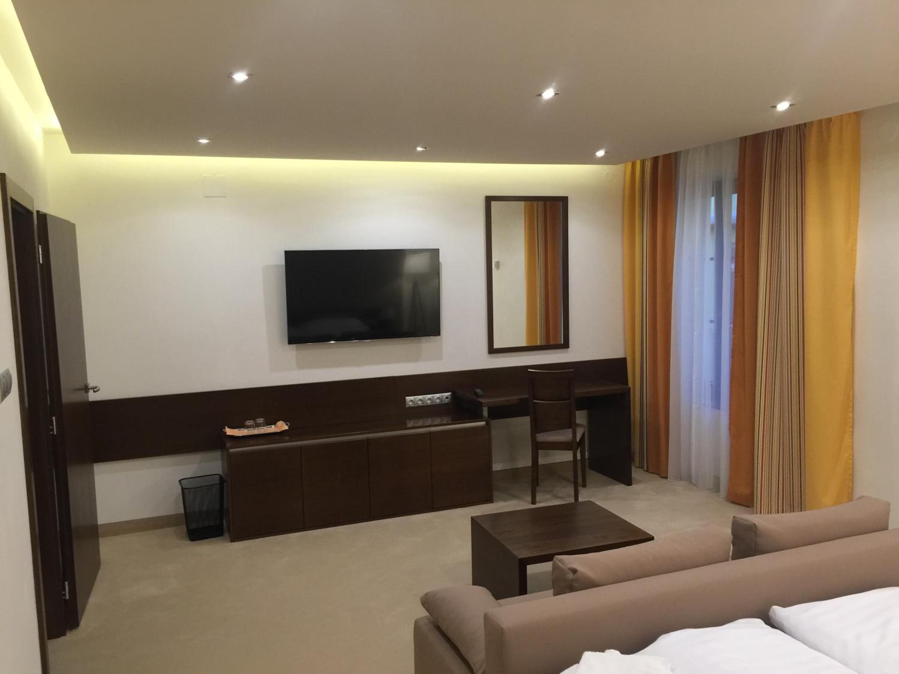 Comfort Double Room - Photo 13