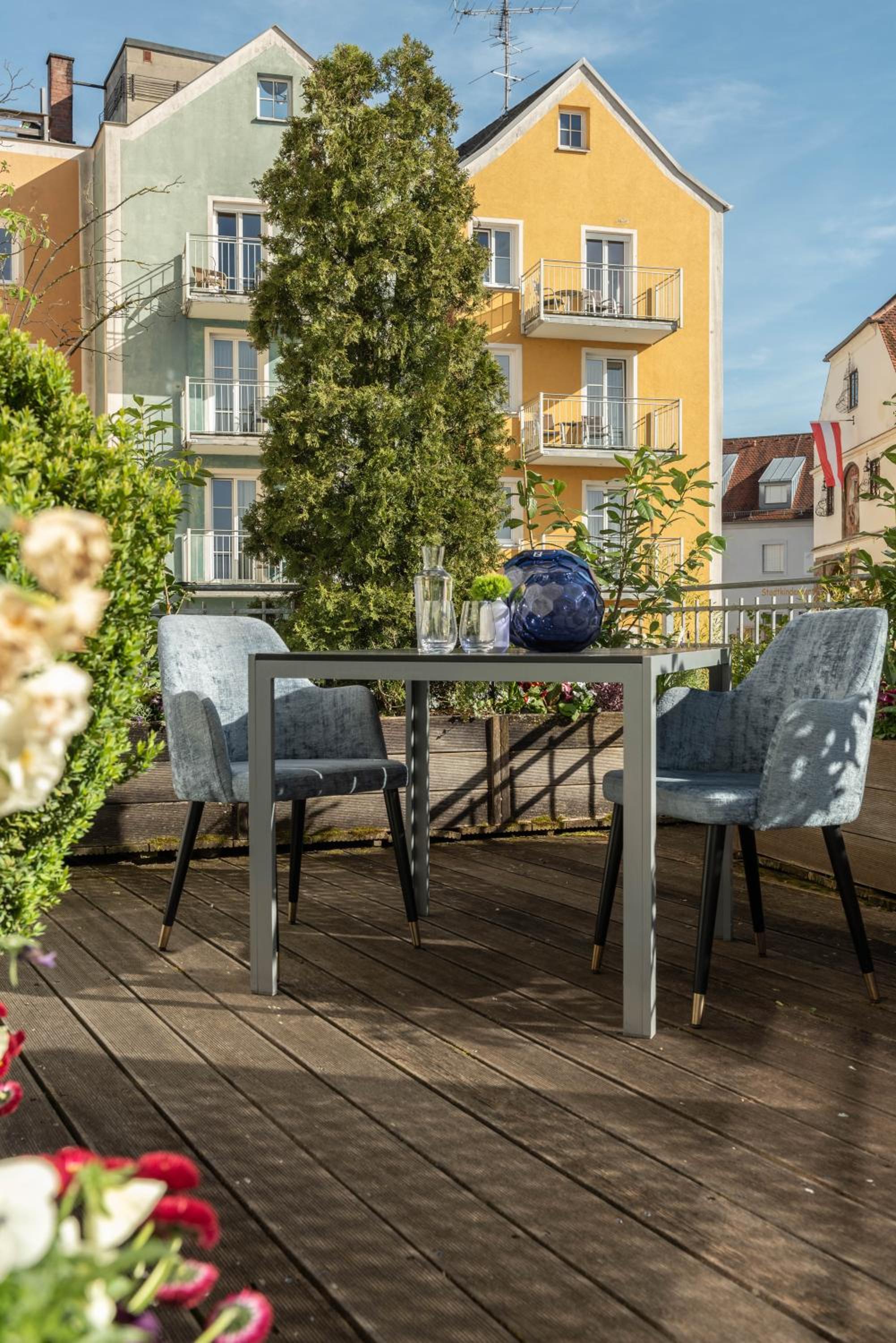 Junior Suite with Balcony - Photo 19