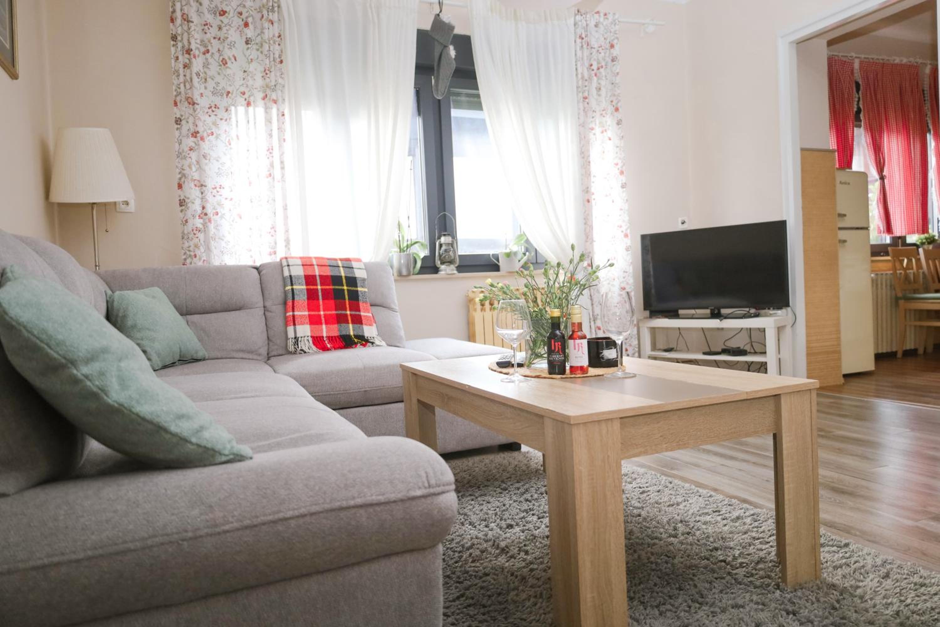 Apartment - Photo 1