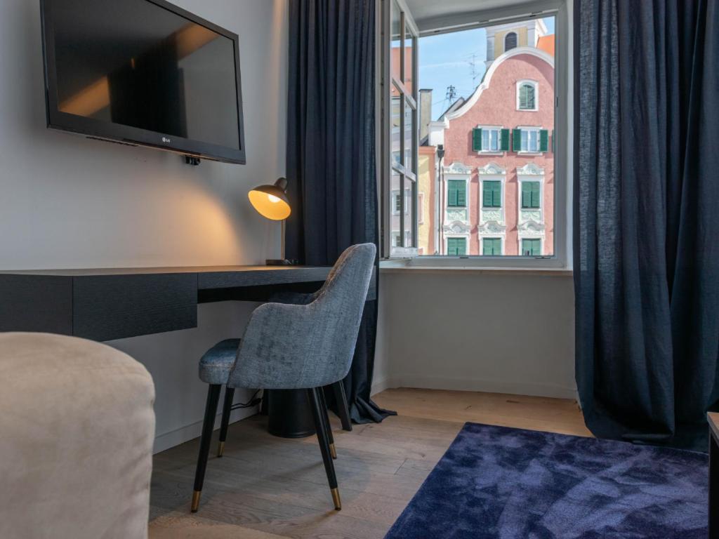 Deluxe Double Room - Photo 26