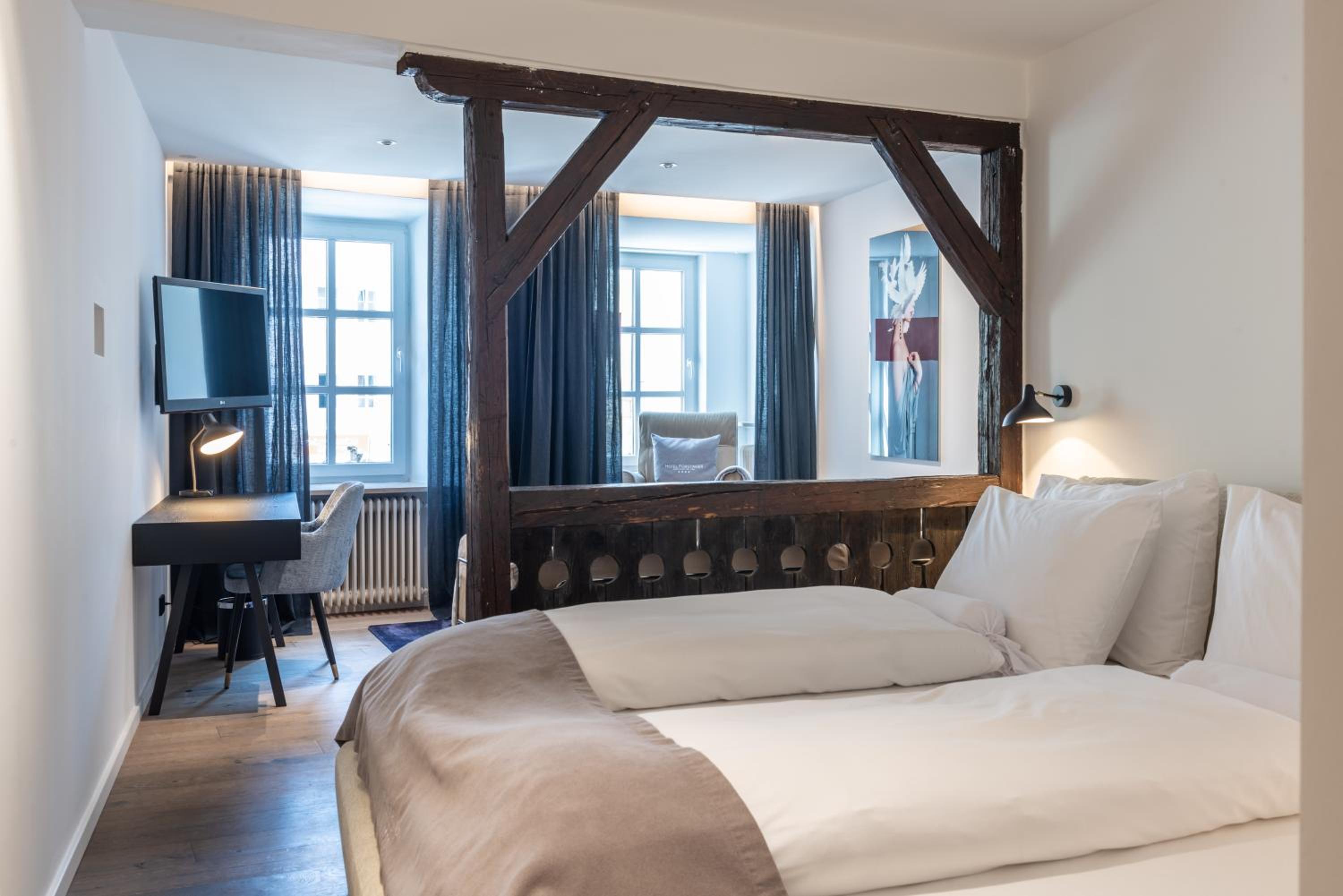 Deluxe Double Room - Photo 17