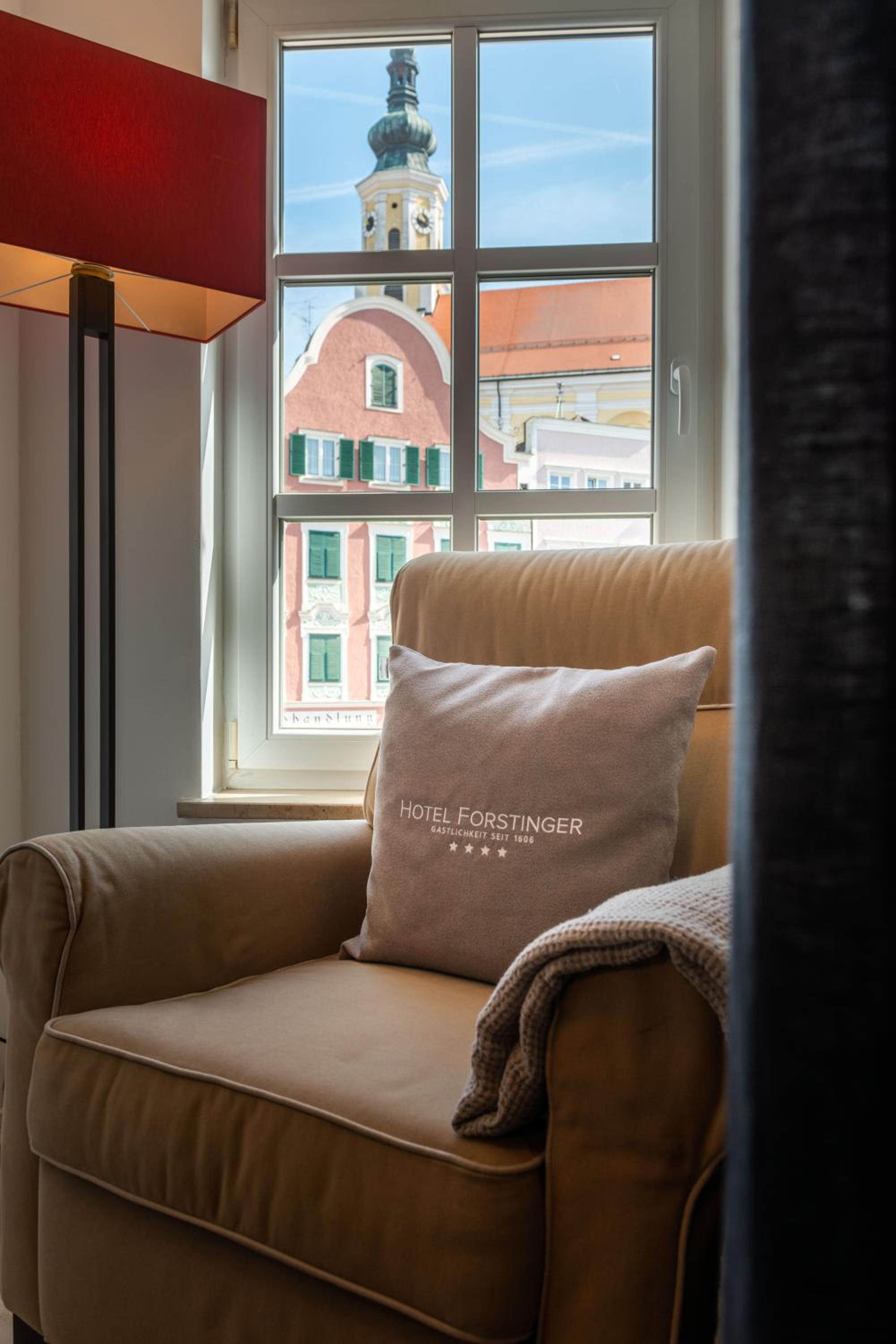 Deluxe Double Room - Photo 15