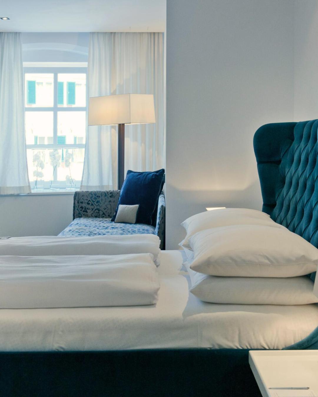 Deluxe Double Room - Photo 9