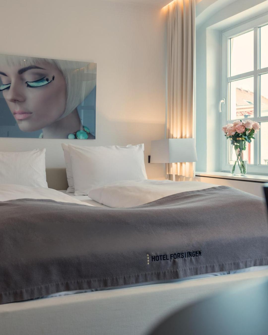 Business Double Room - Photo 1