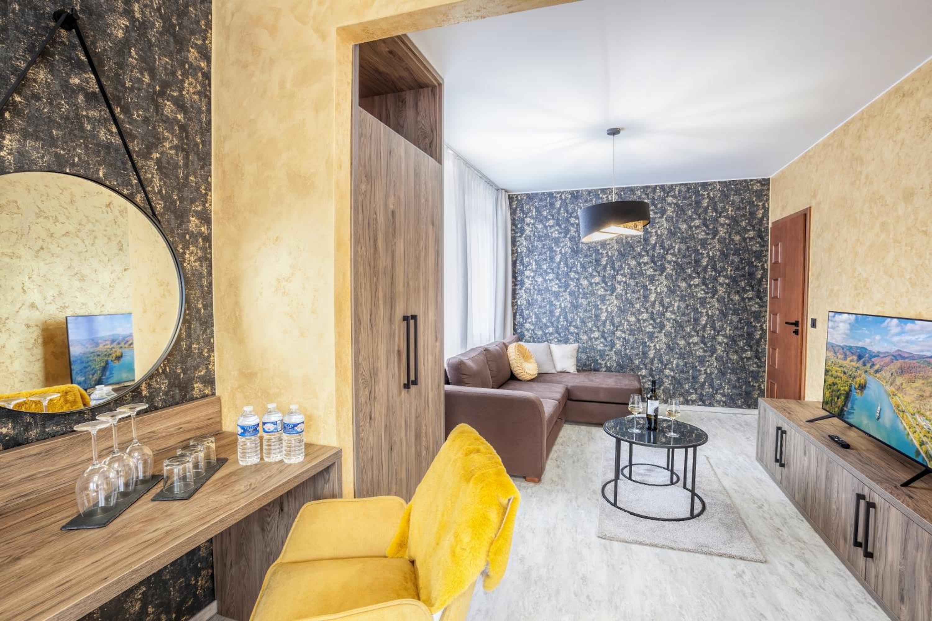 Deluxe Triple Room - Photo 5