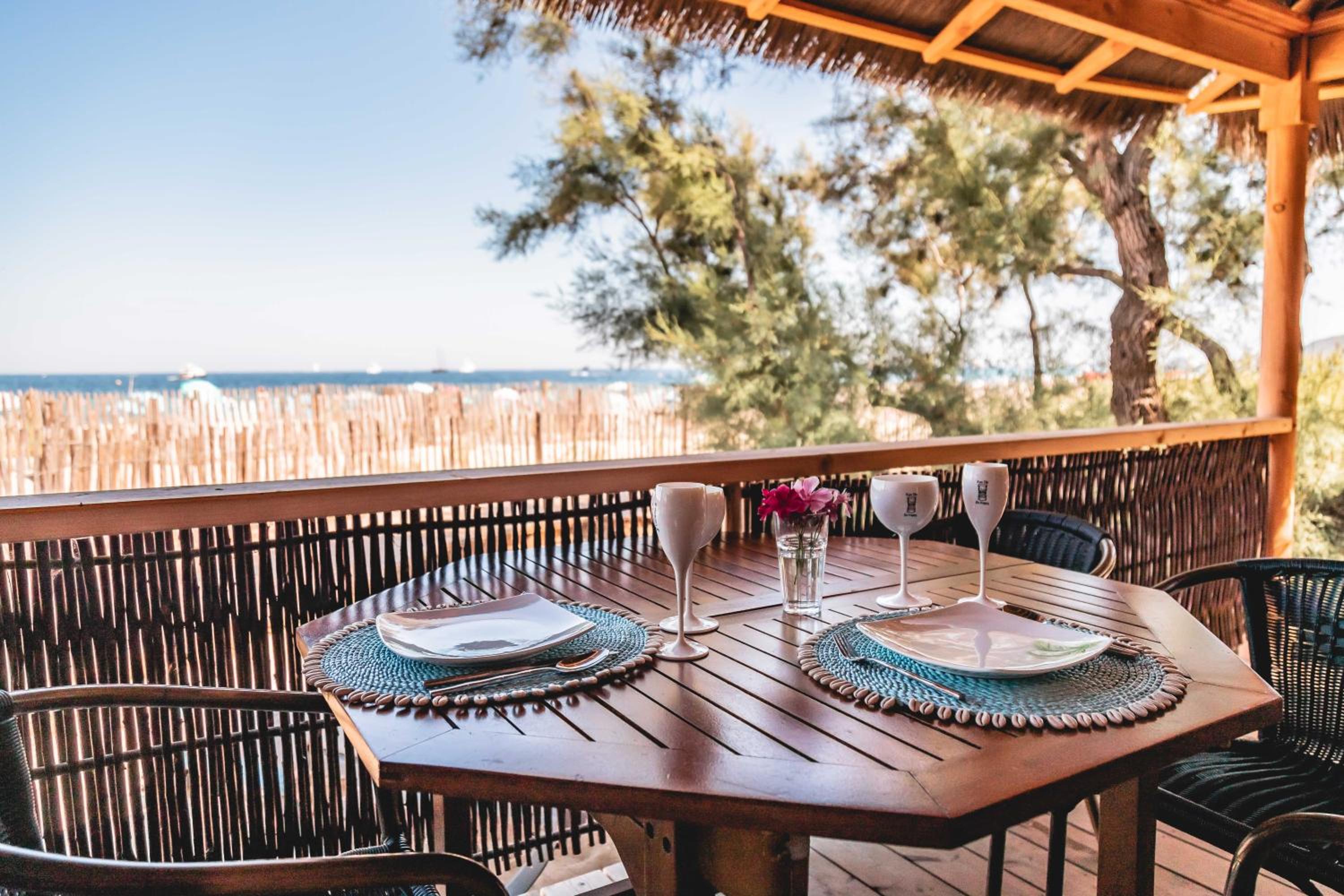 Tiki Hutte sea view - Bungalow (4 adults + 2 Children) photo 1