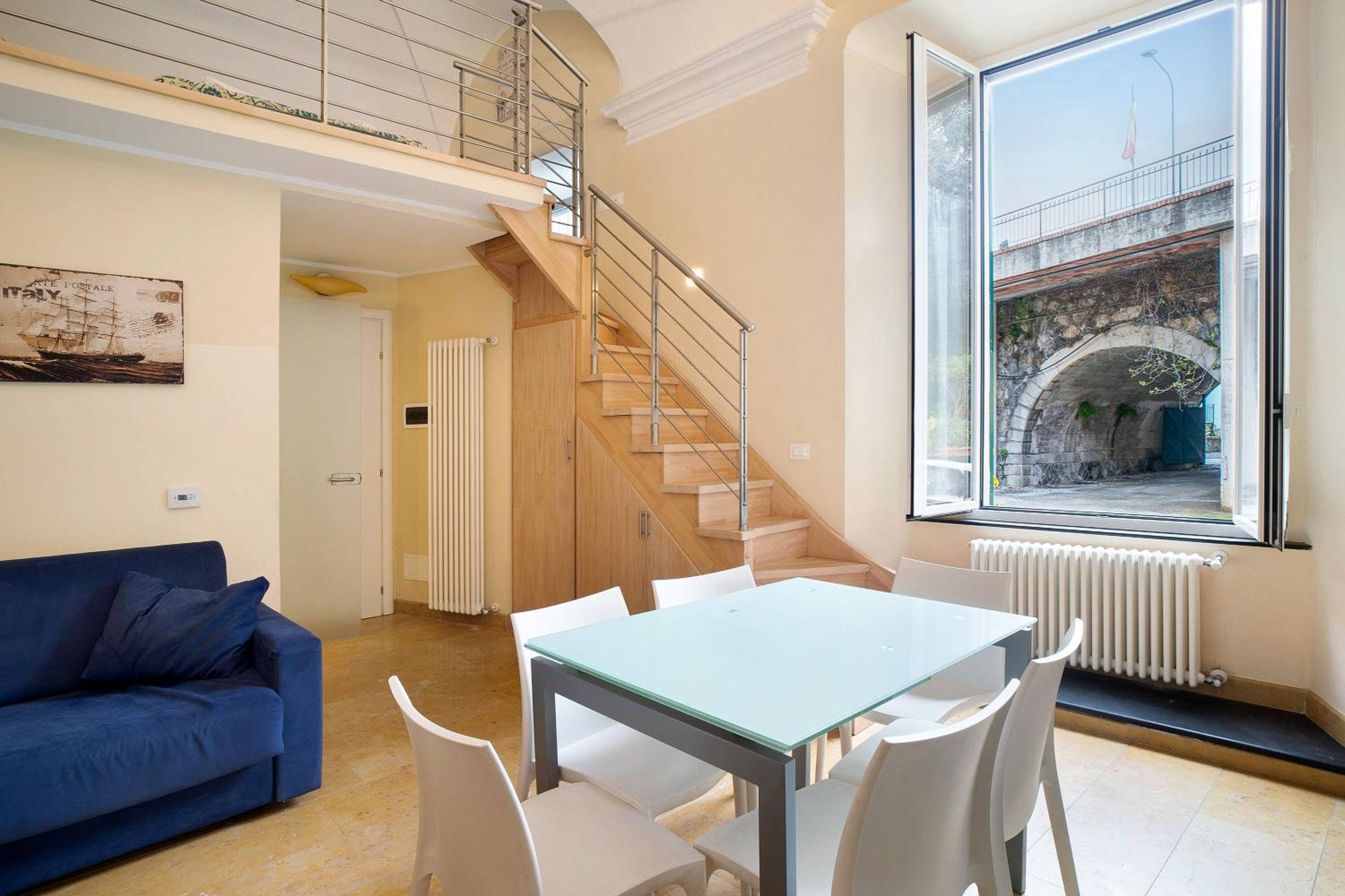 Superior One-Bedroom Apartment photo 1