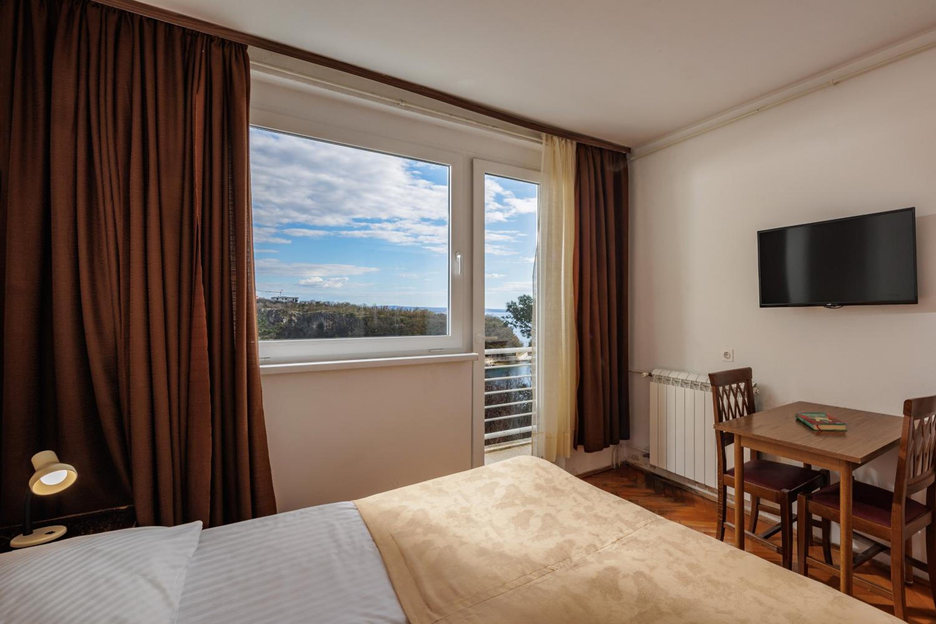 Economy Double or Twin Room - Photo 1