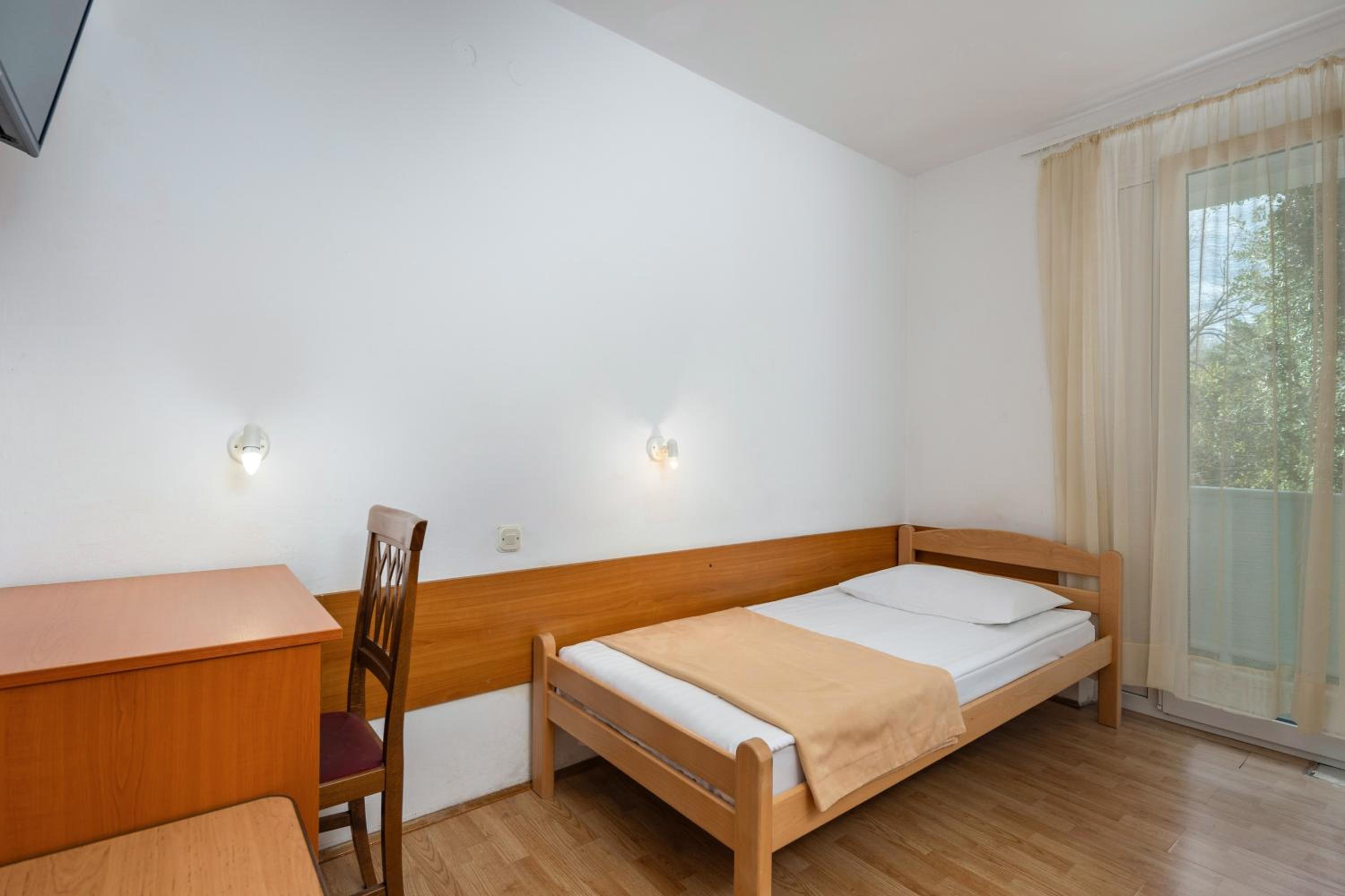 Economy Single Room photo 3