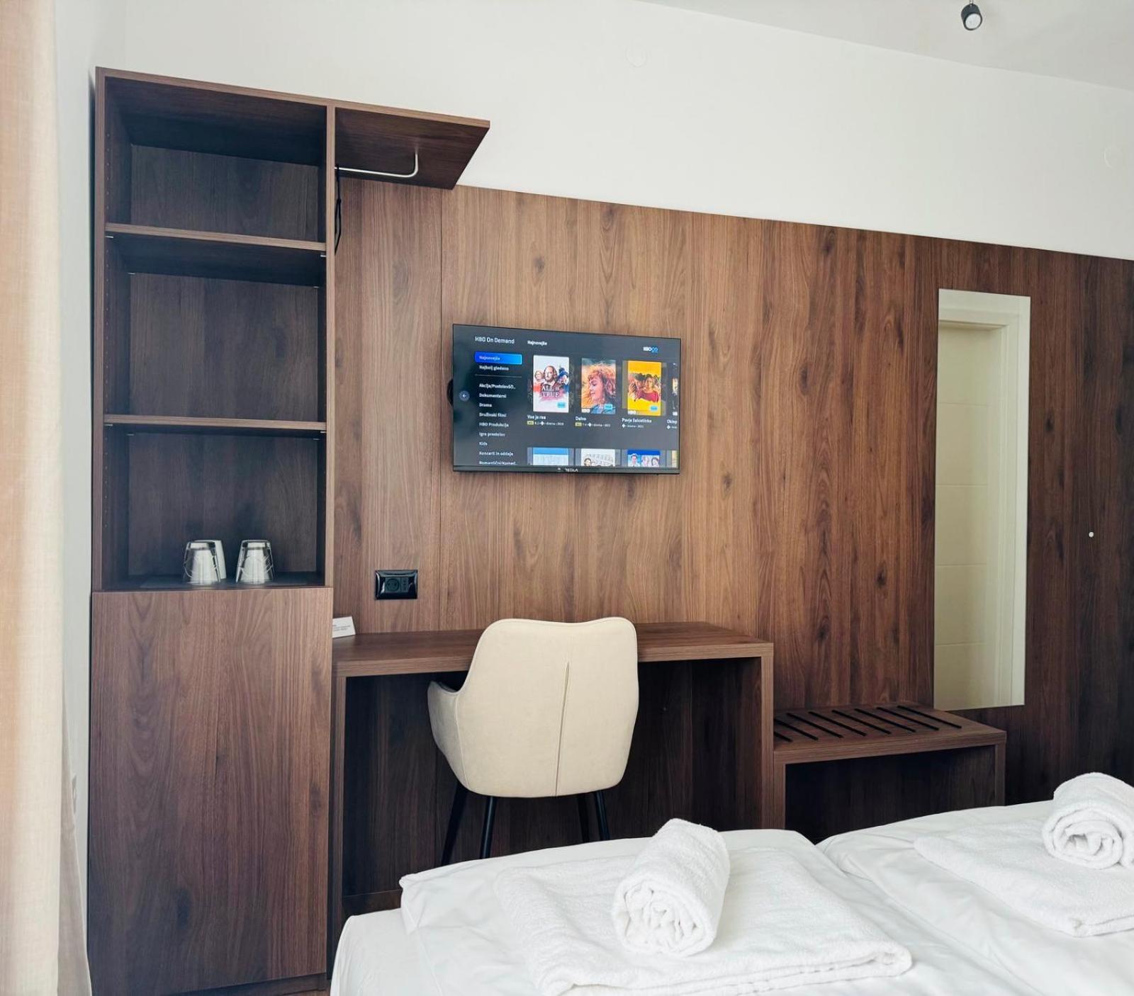 Standard Double Room photo 2