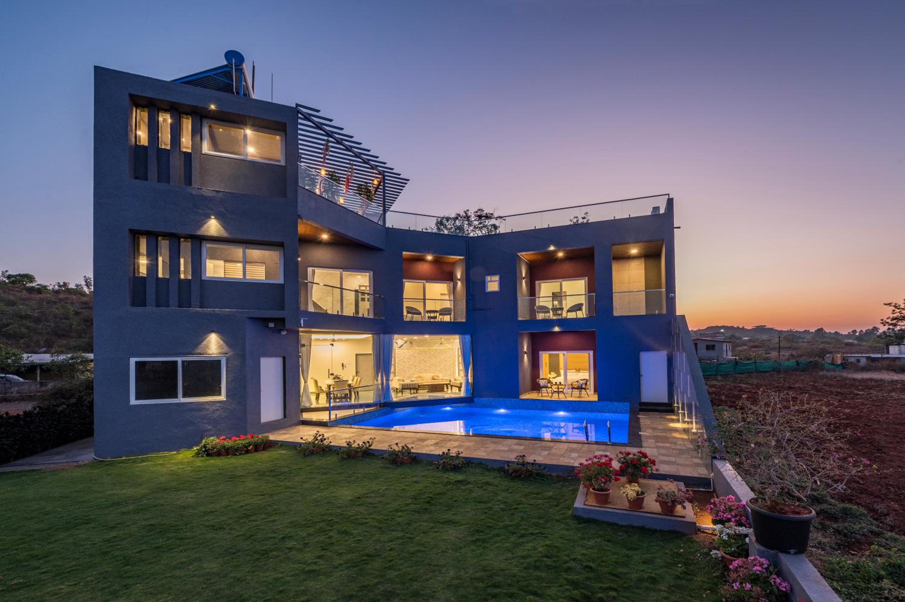 Villa photo 3