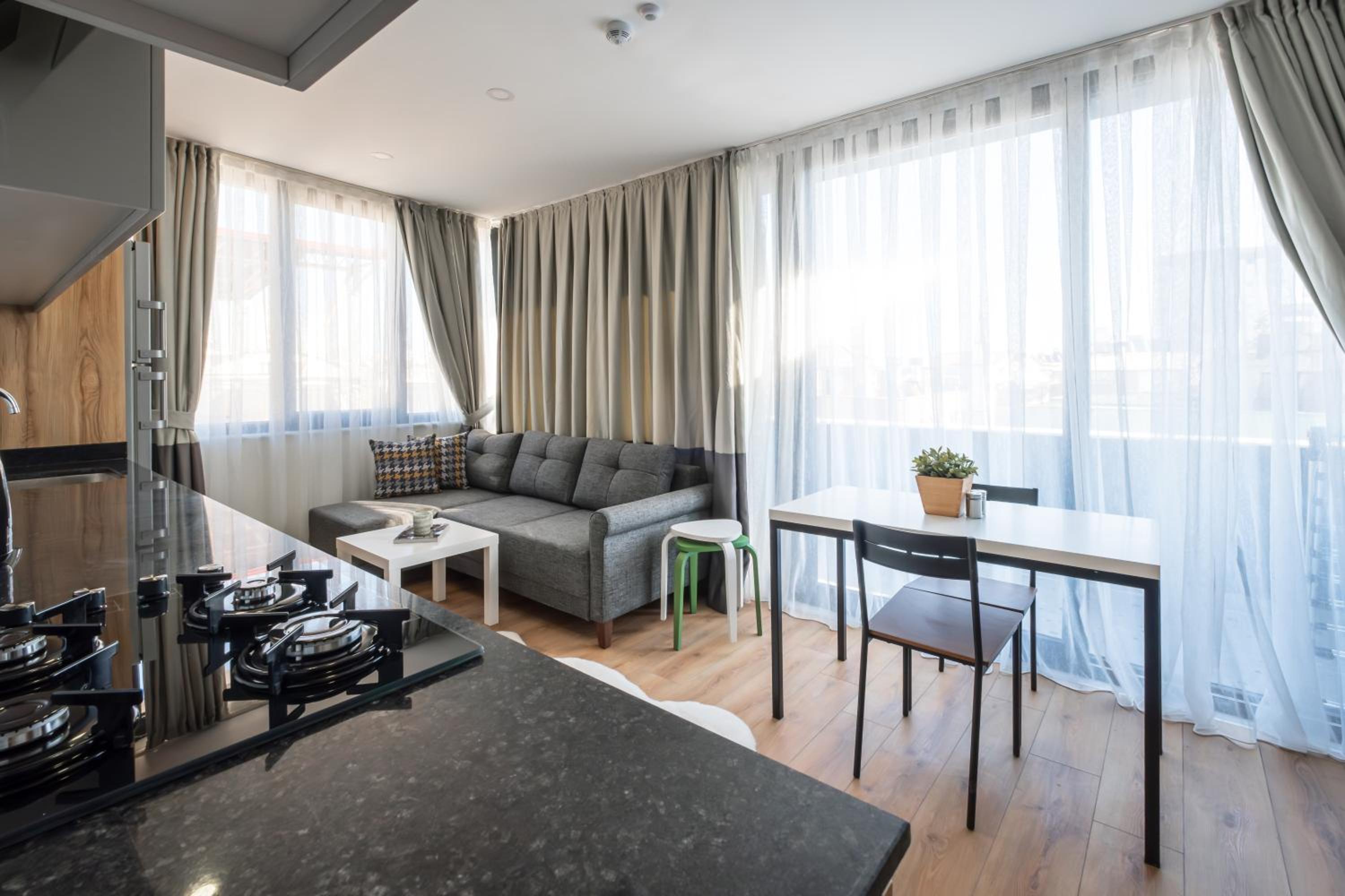 Standard Double Suite