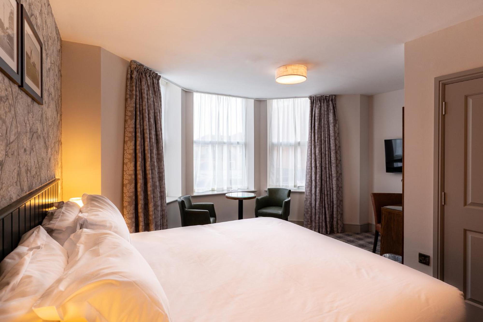 Superior Double or Twin Room photo 3