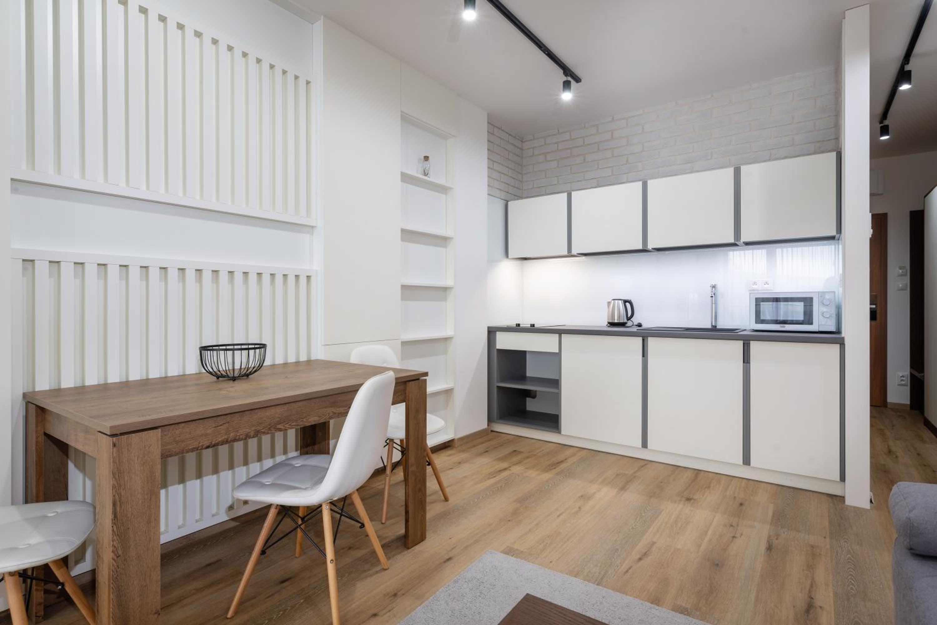 Studio with Balcony (HR2- C307) - Photo 4
