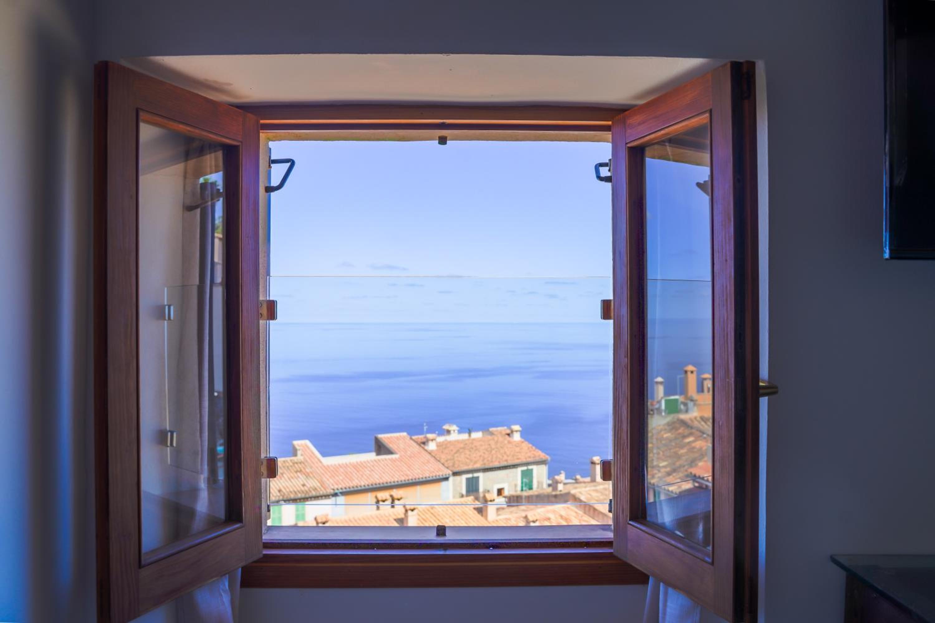 Superior Double or Twin Room with Sea View