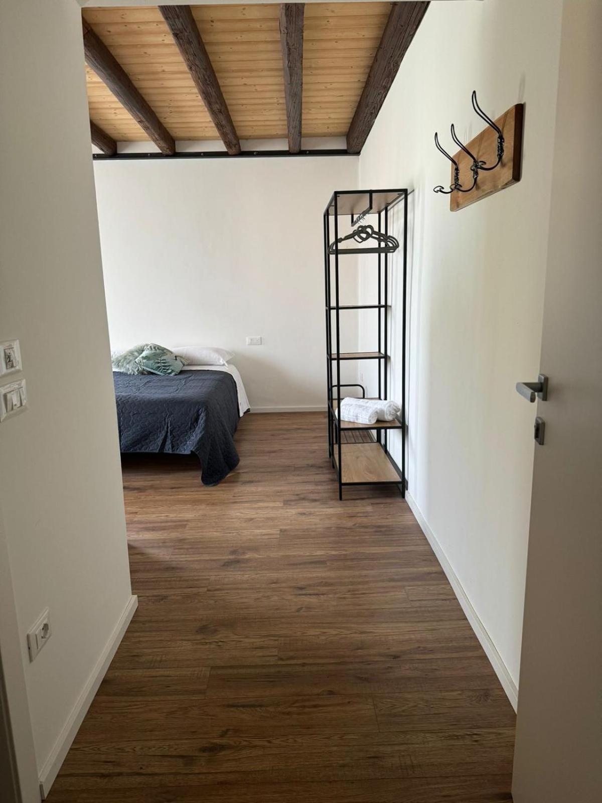 Studio Apartment photo 2