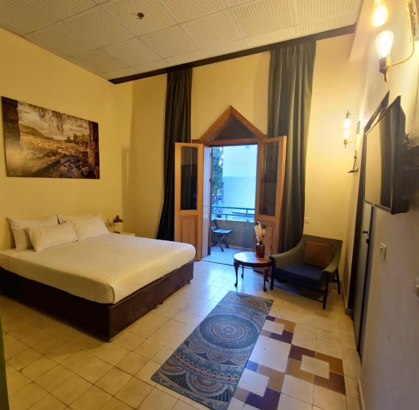 Deluxe Double or Twin Room photo 2