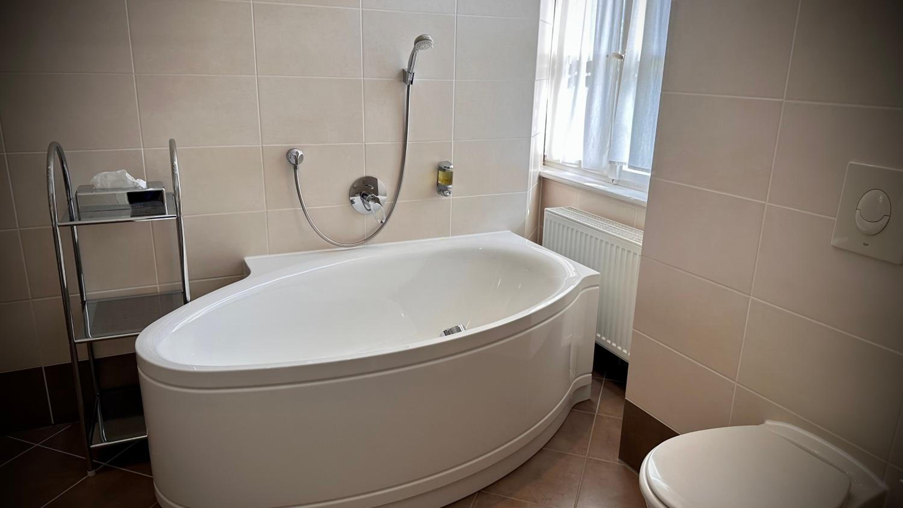 Suite - Photo 2
