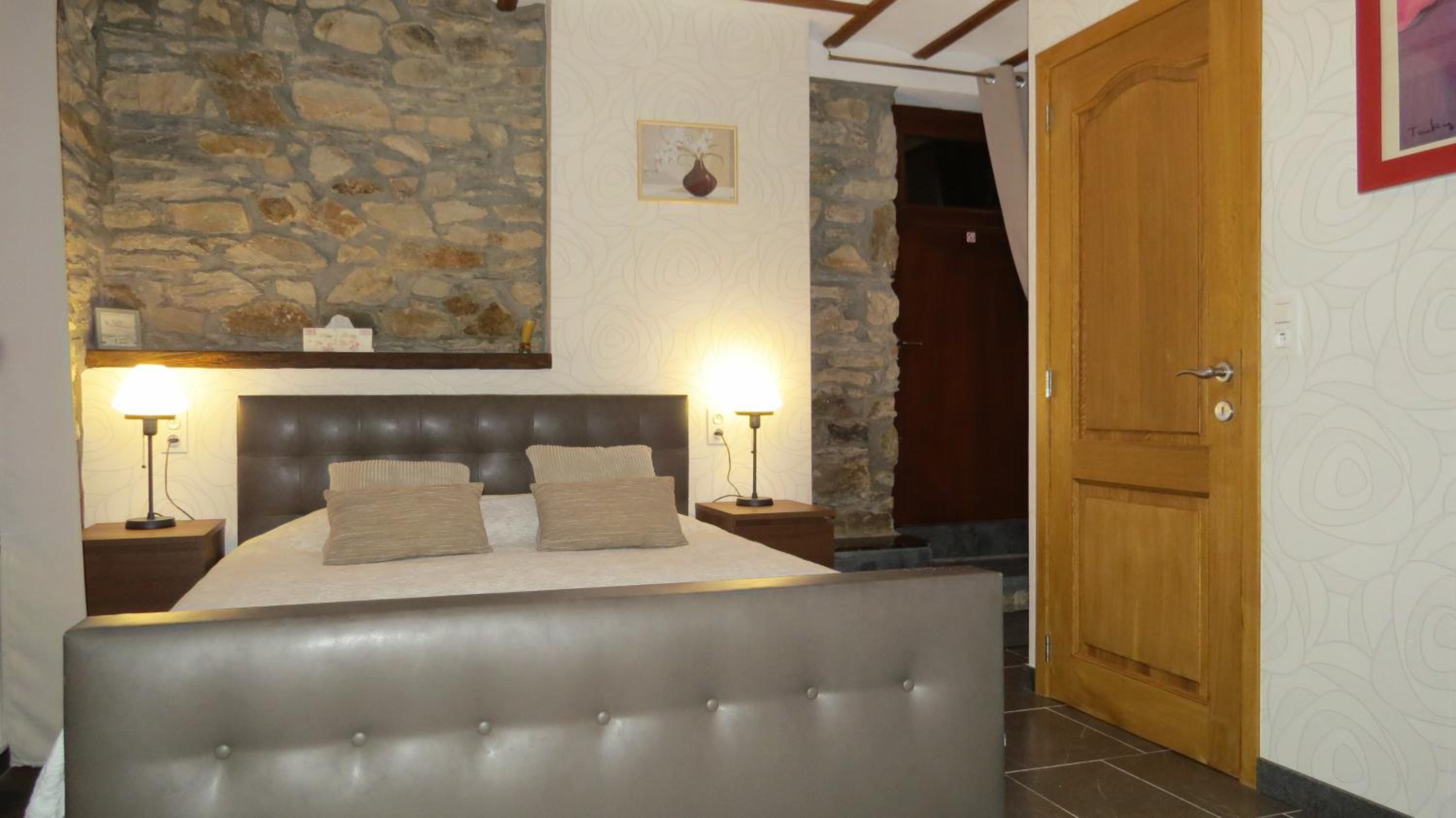 Double Room - Disability Access photo 1