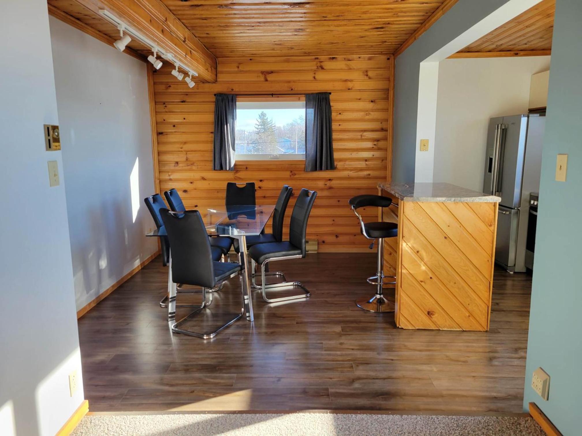 Apartment With Lake View photo 3
