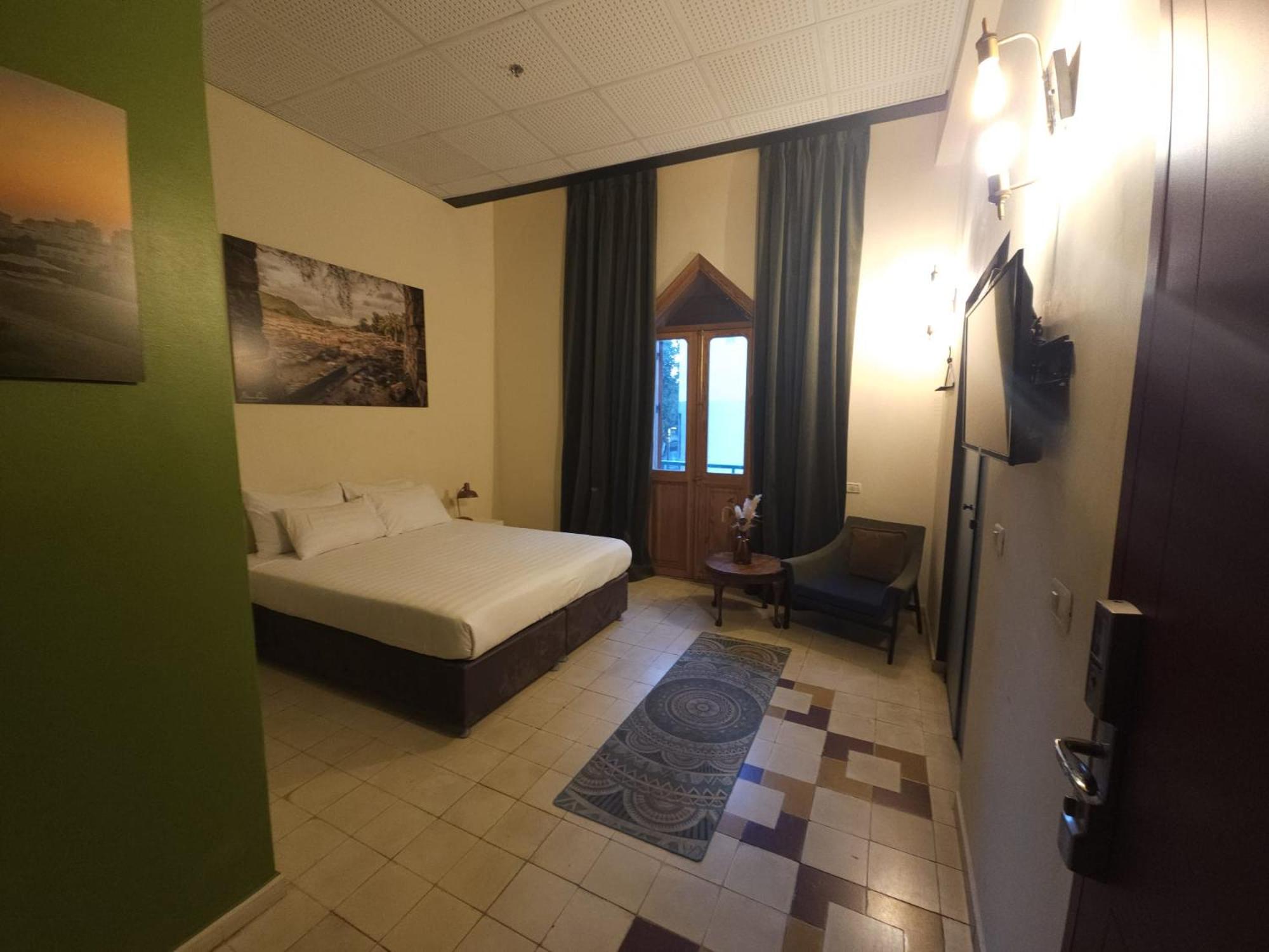 Deluxe Double or Twin Room photo 3