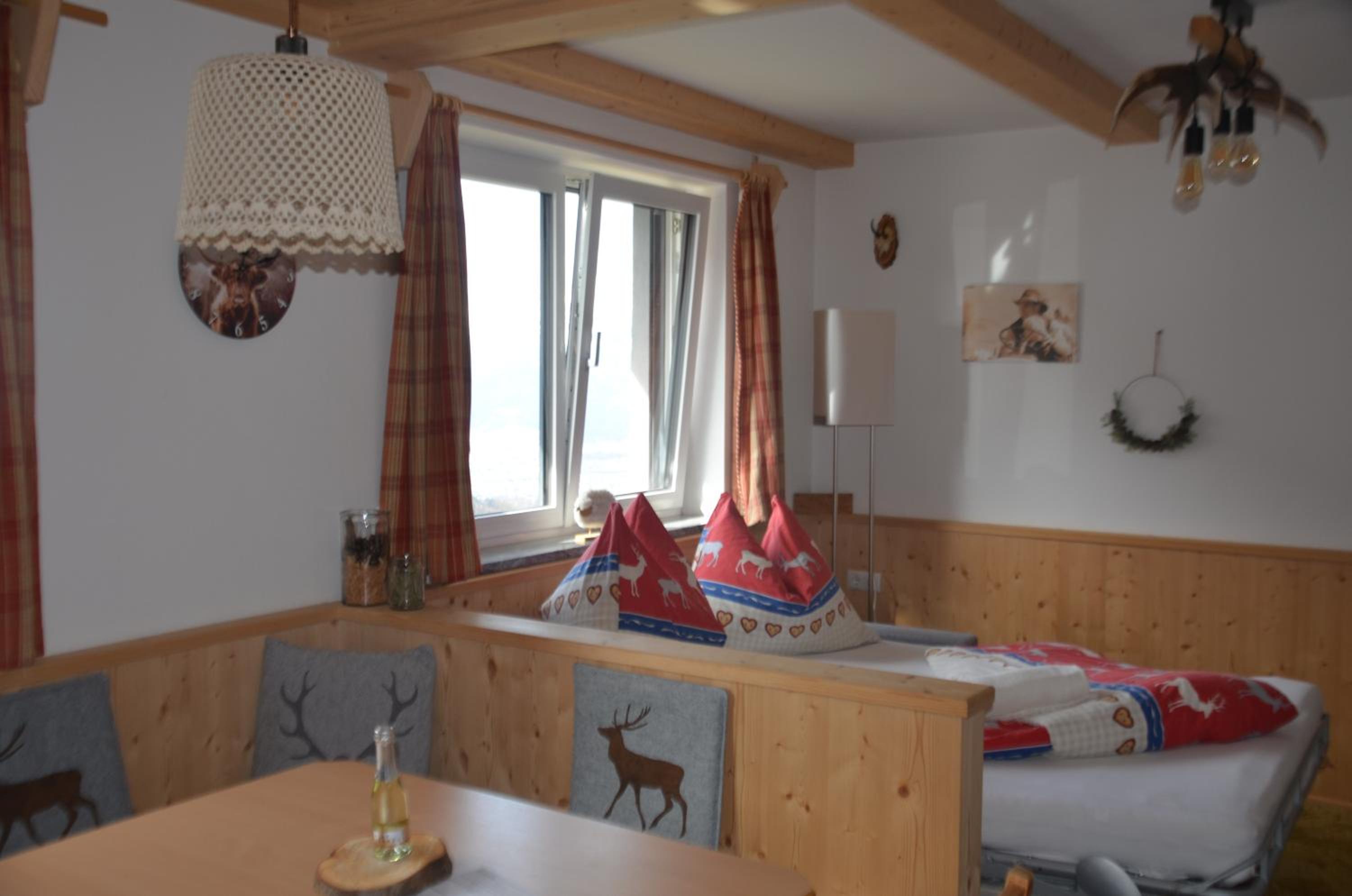 Apartment with Mountain View photo 1