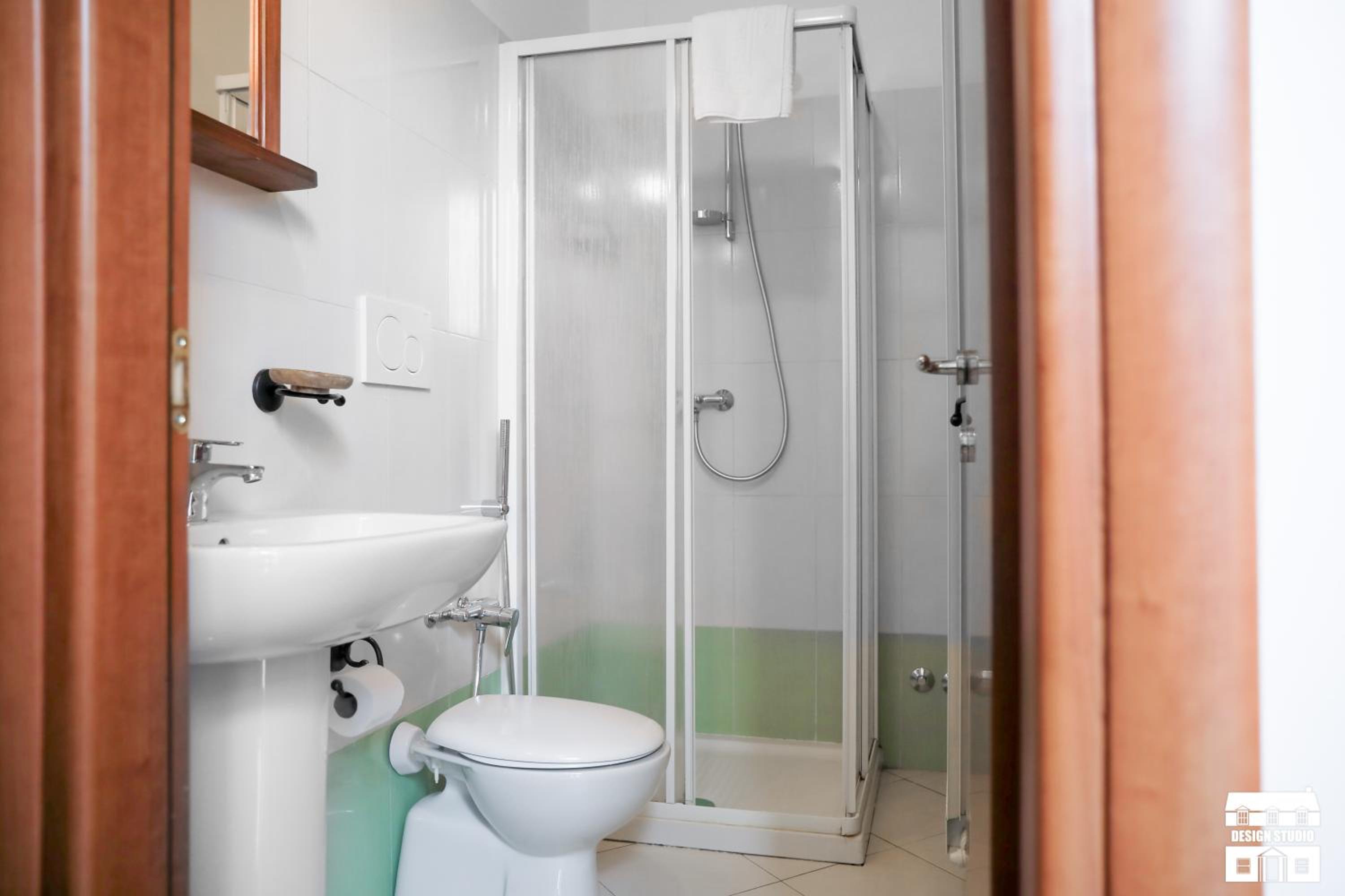 Double Room with Garden View - Photo 12