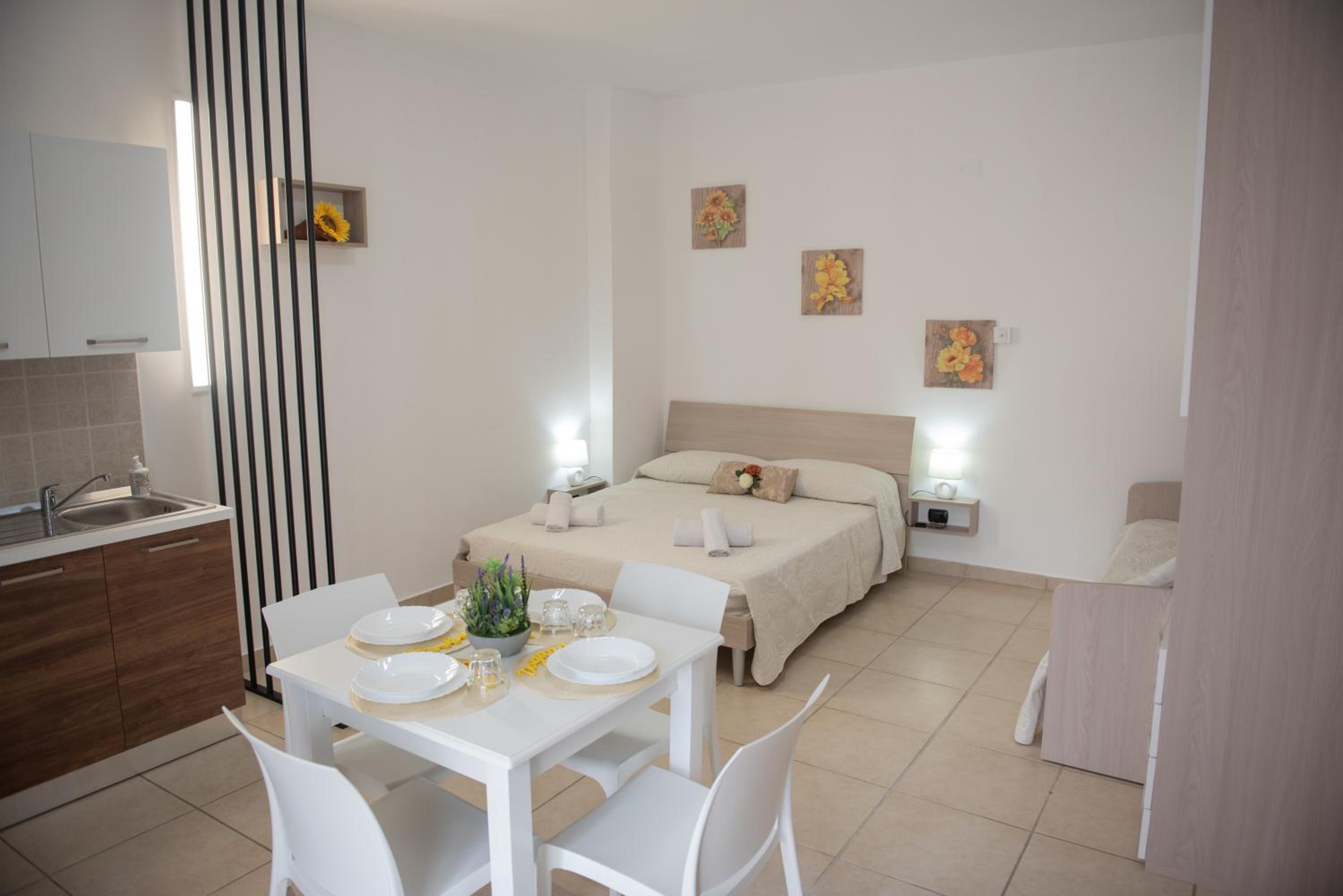 Studio Apartment photo 1