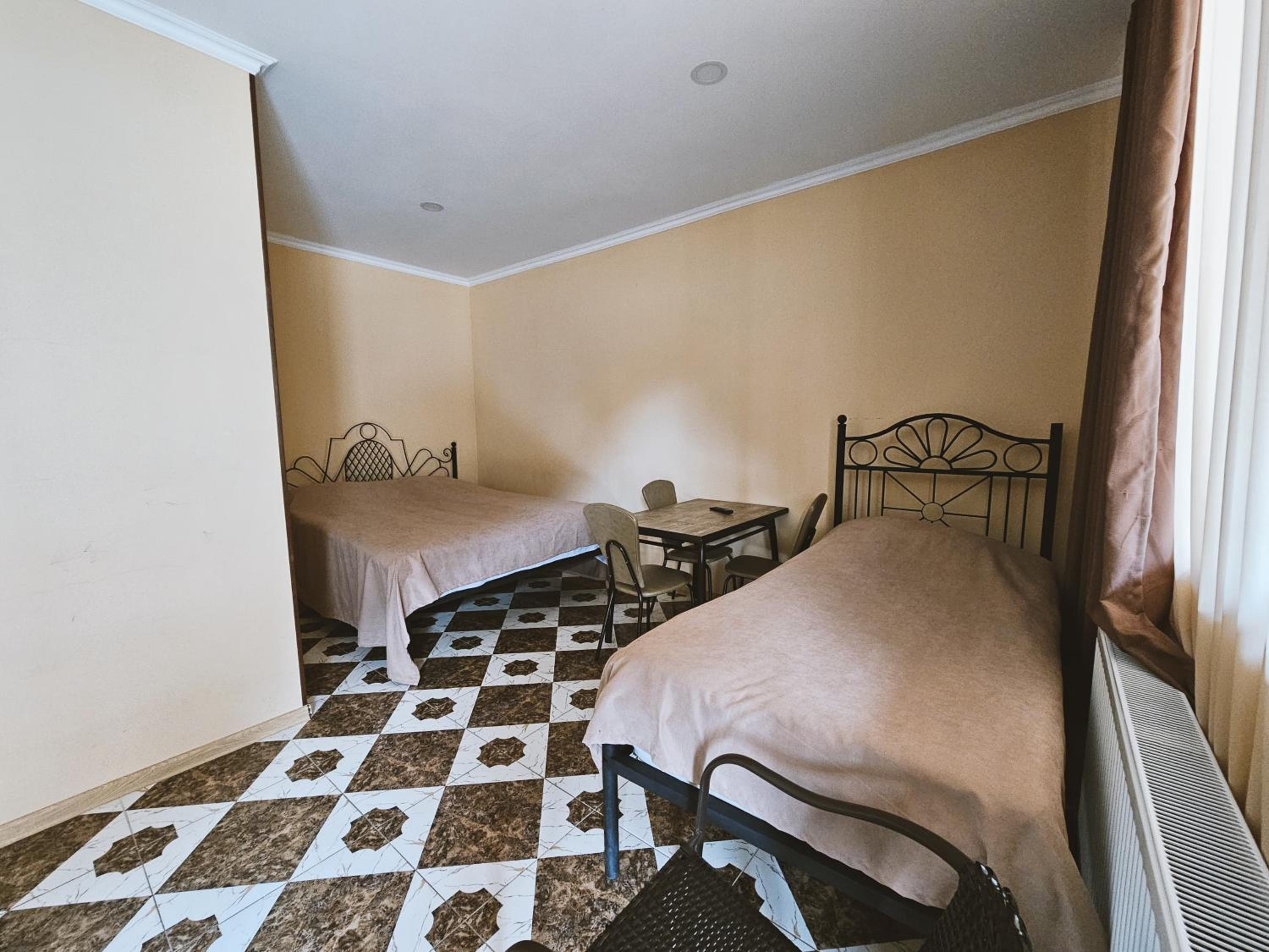 Triple Room with Private Bathroom photo 1