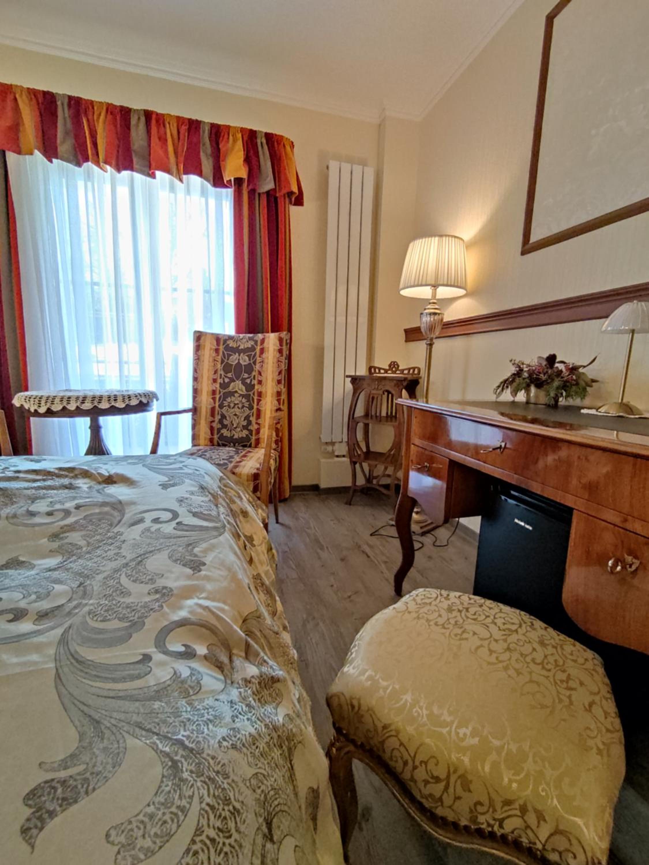Large Double Room