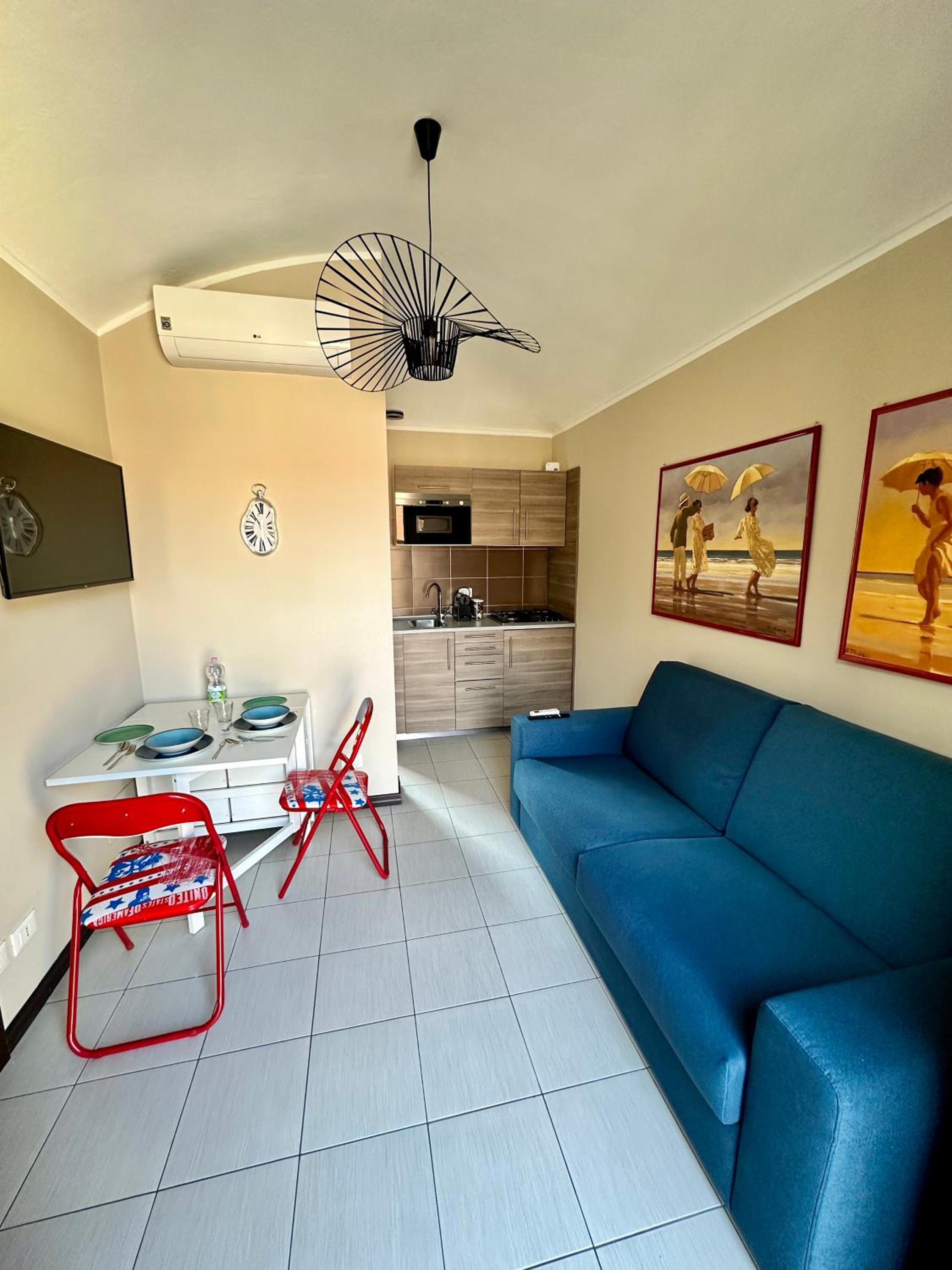 One-Bedroom Apartment