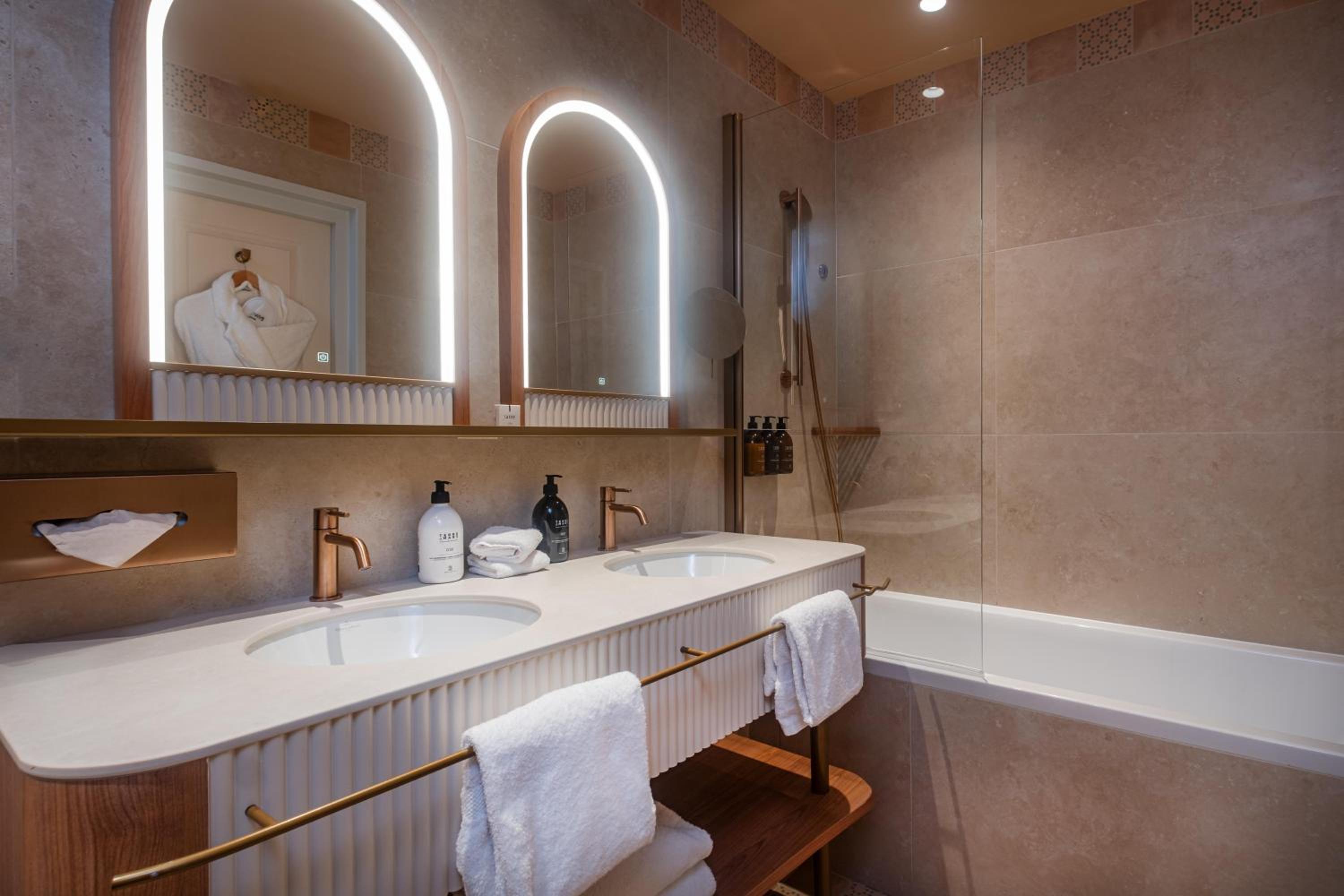 Classic Double or Twin Room