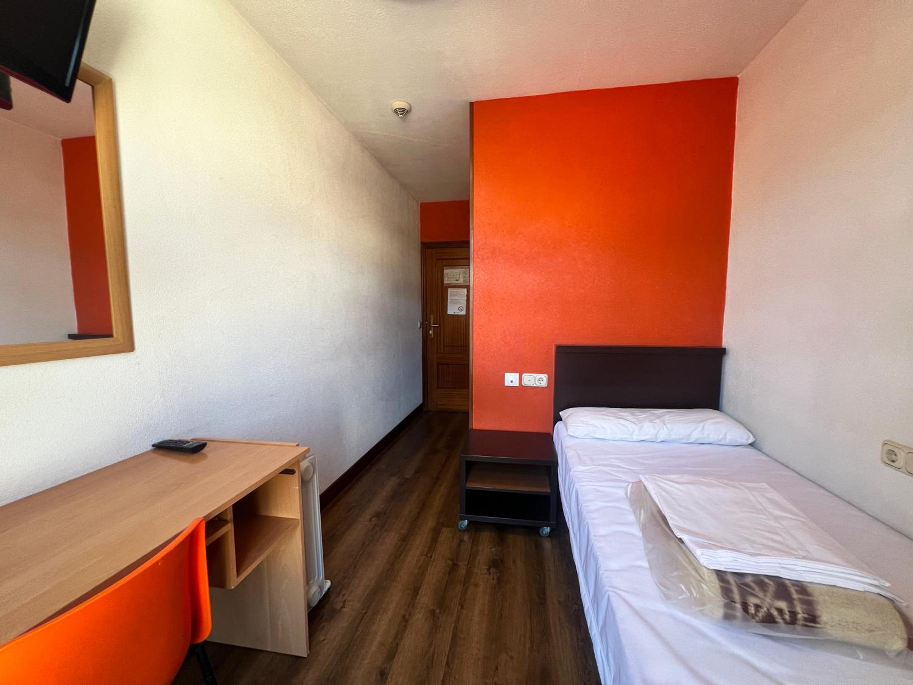 Habitación individual con baño privado