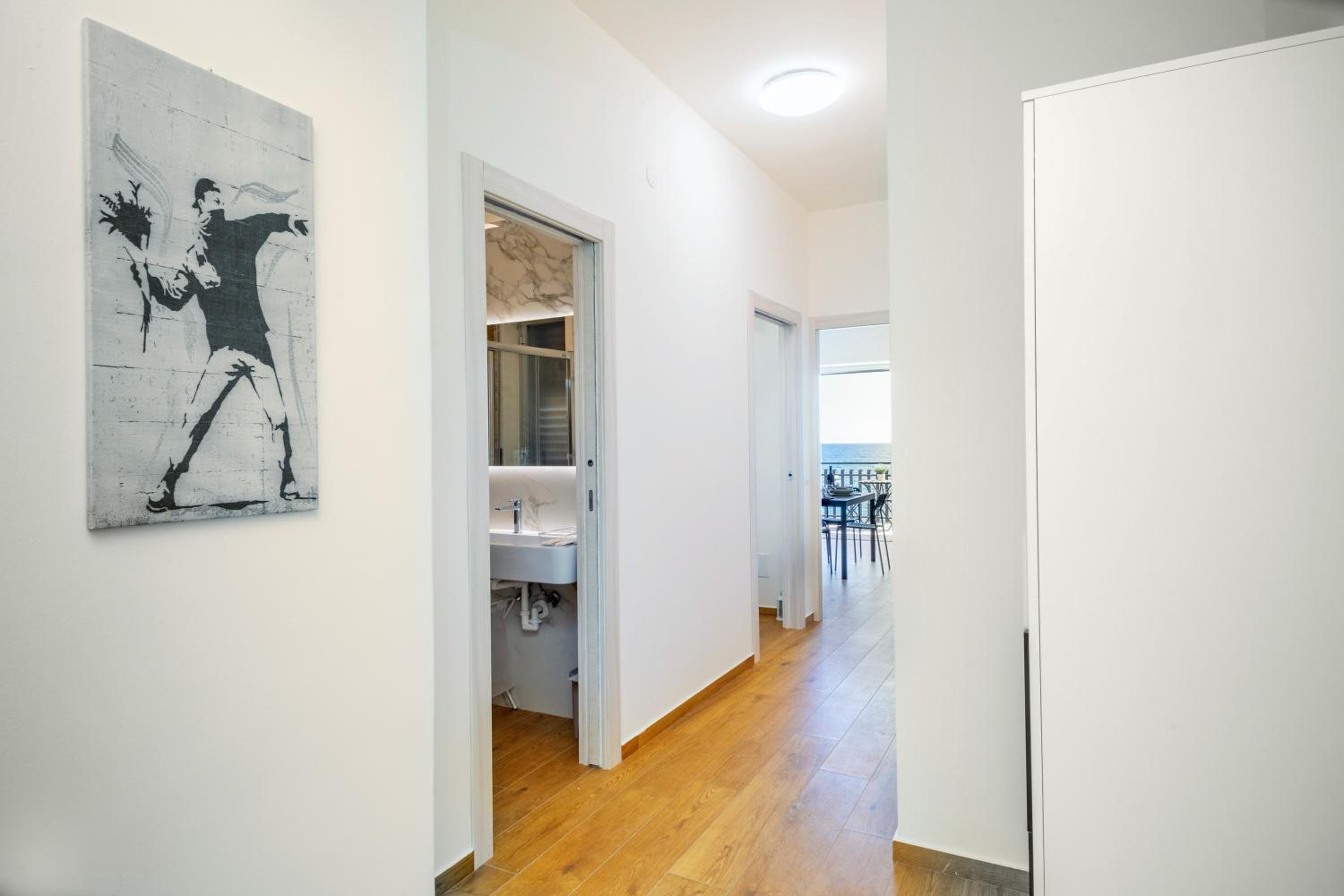 Two-Bedroom Deluxe Apartment with Ocean View photo 3